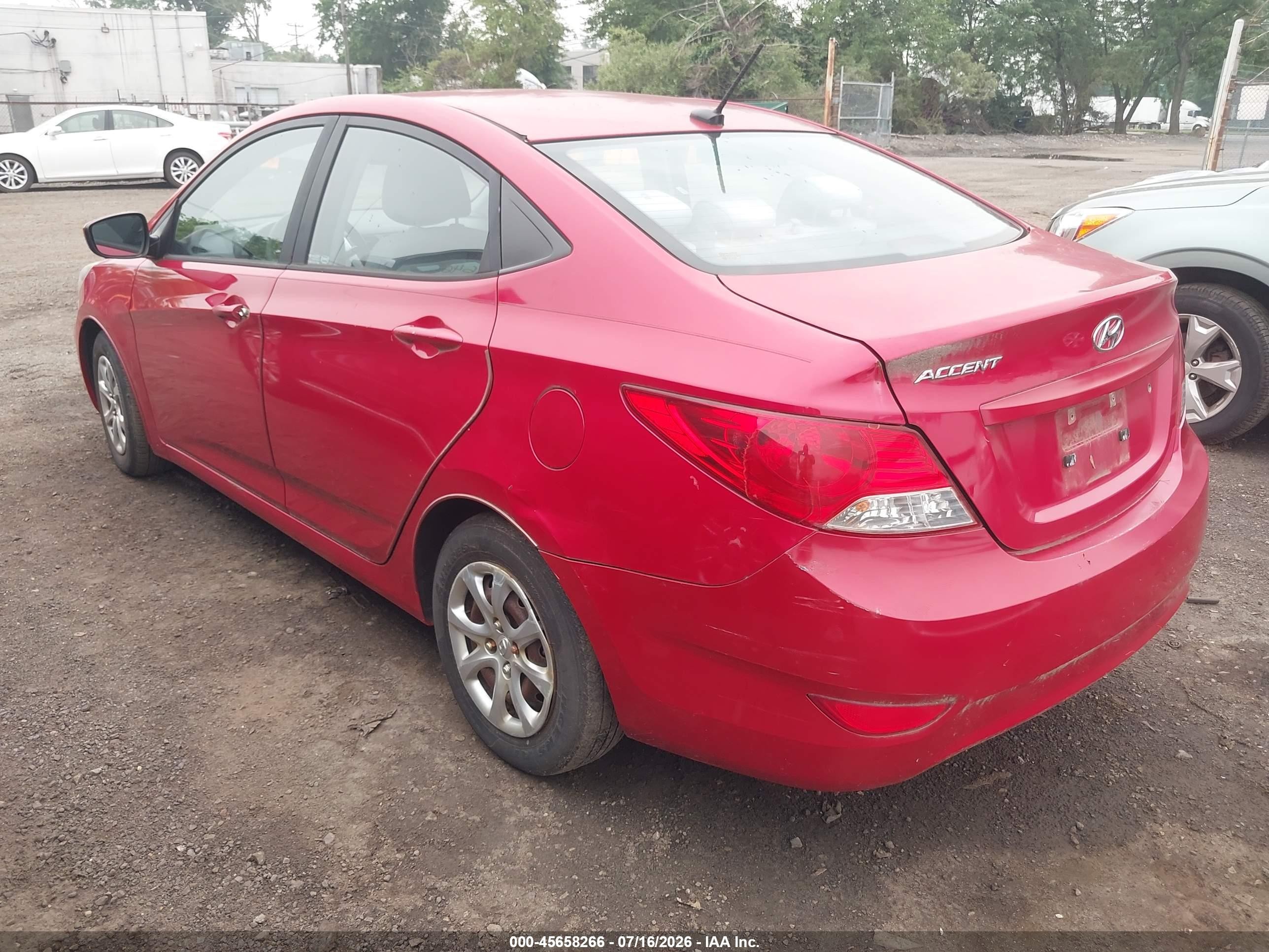 2013 Hyundai Accent Gls Red vin: KMHCT4AE0DU280227