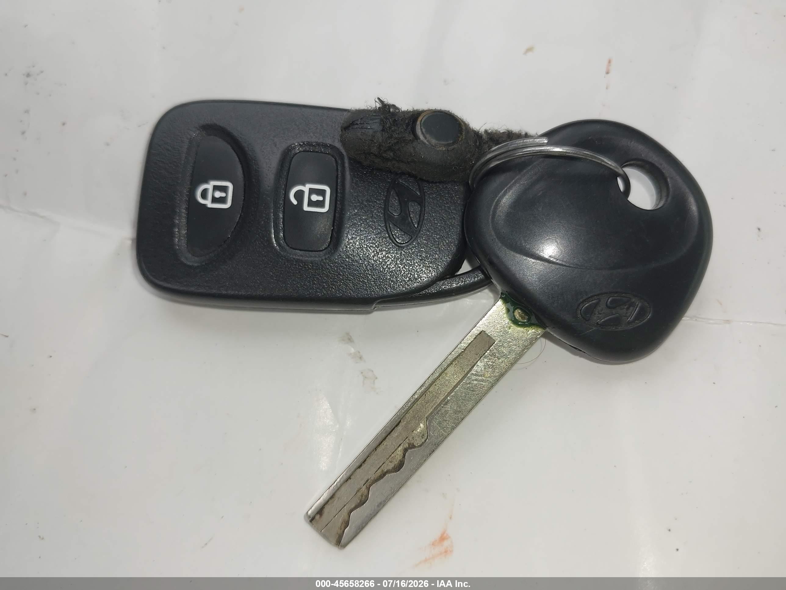 2013 Hyundai Accent Gls Red vin: KMHCT4AE0DU280227