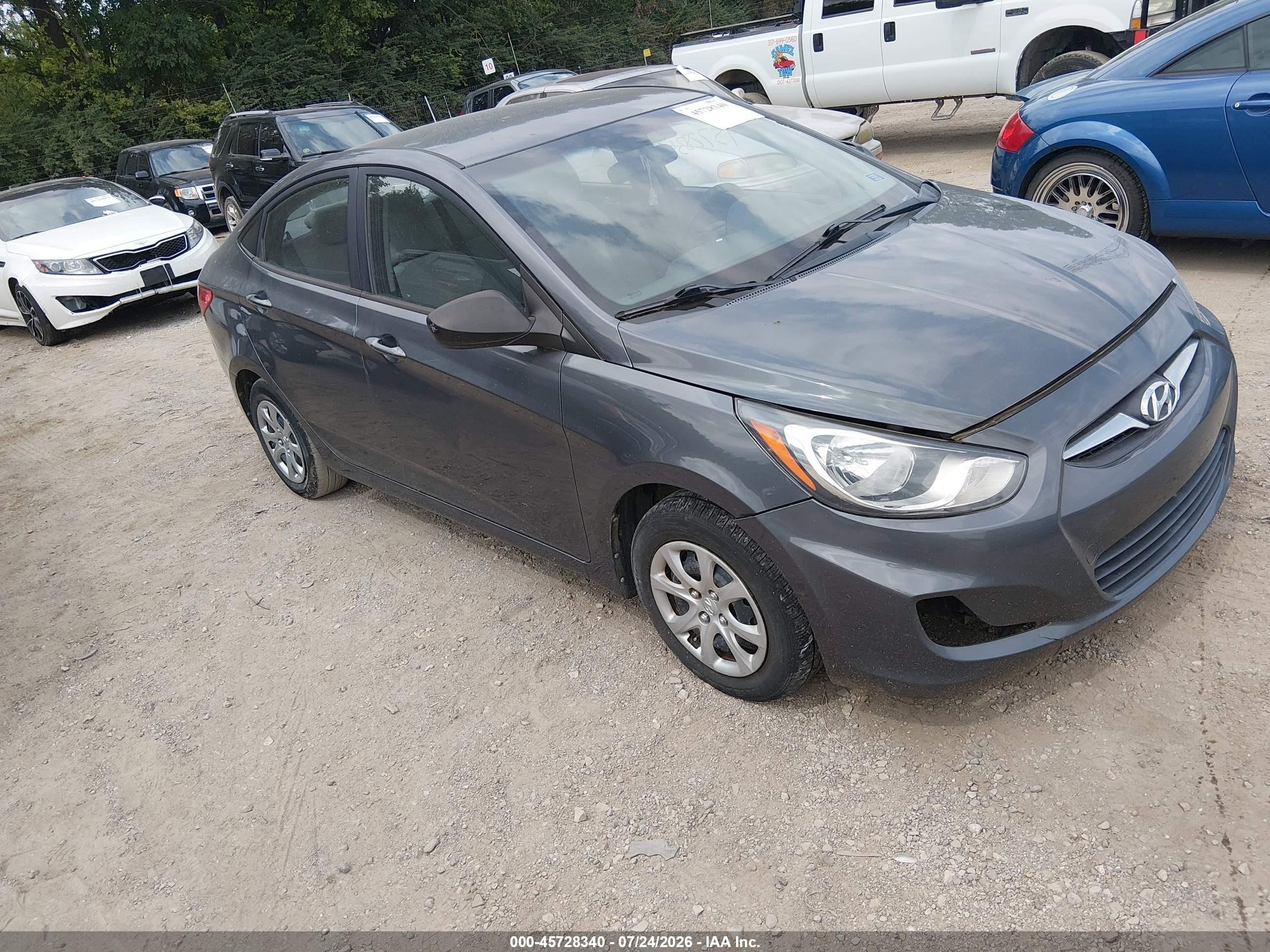 2013 Hyundai Accent Gls Gray vin: KMHCT4AE0DU349322