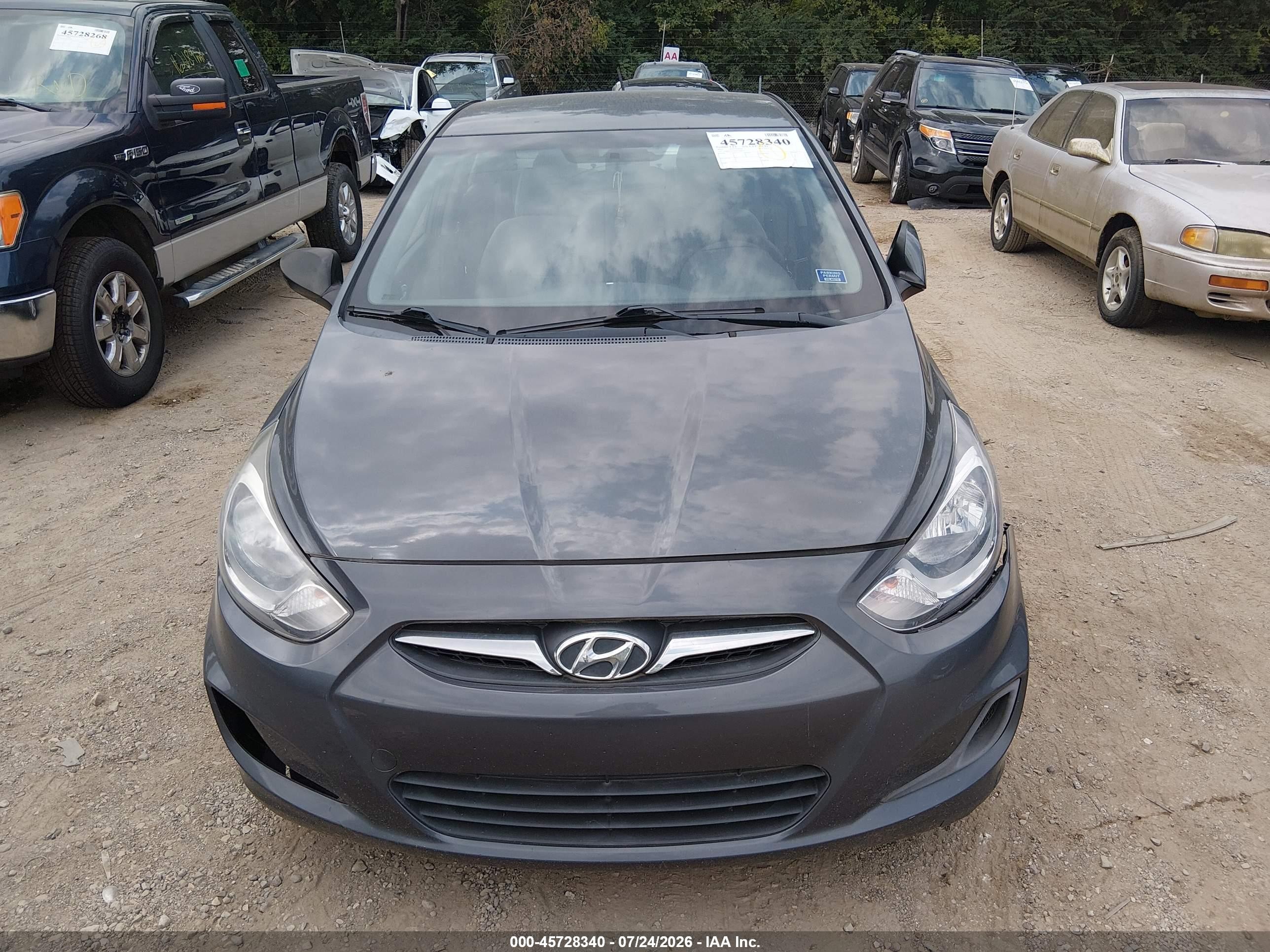 2013 Hyundai Accent Gls Gray vin: KMHCT4AE0DU349322