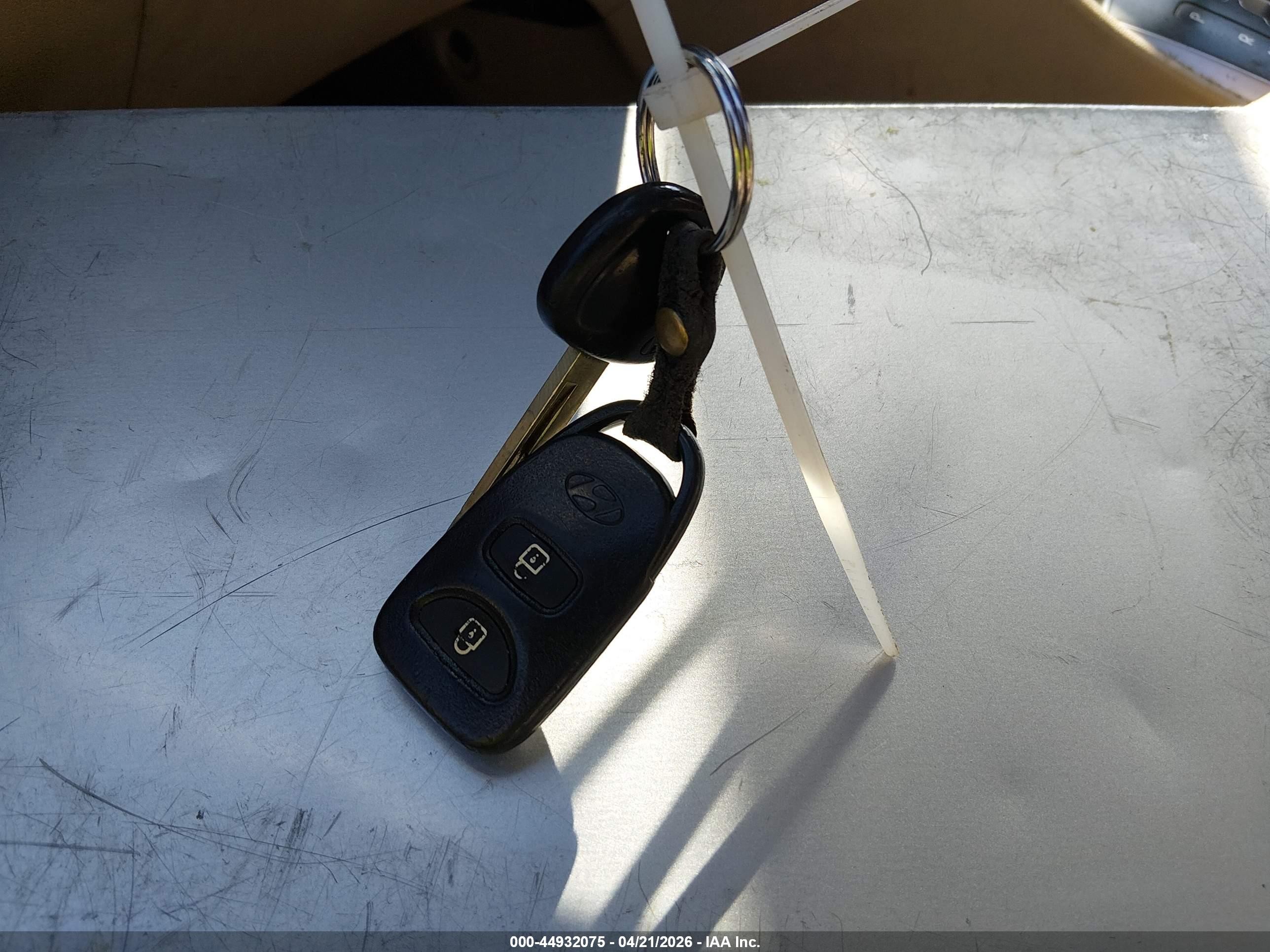 2013 Hyundai Accent Gls Beige vin: KMHCT4AE0DU406800