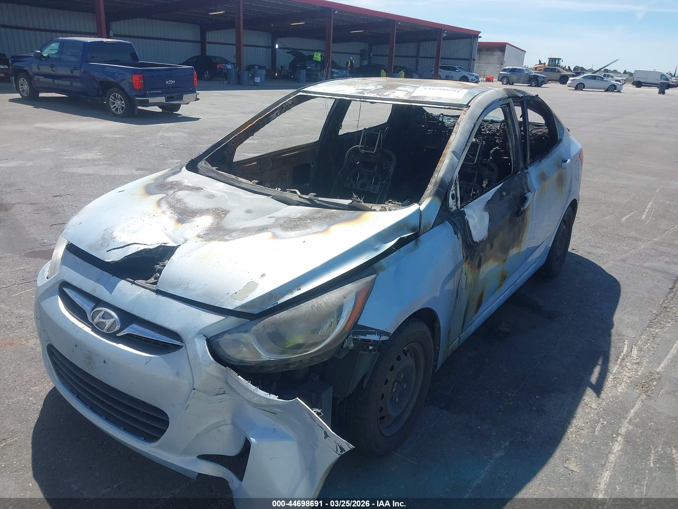 2013 Hyundai Accent Gls Light Blue vin: KMHCT4AE0DU481402