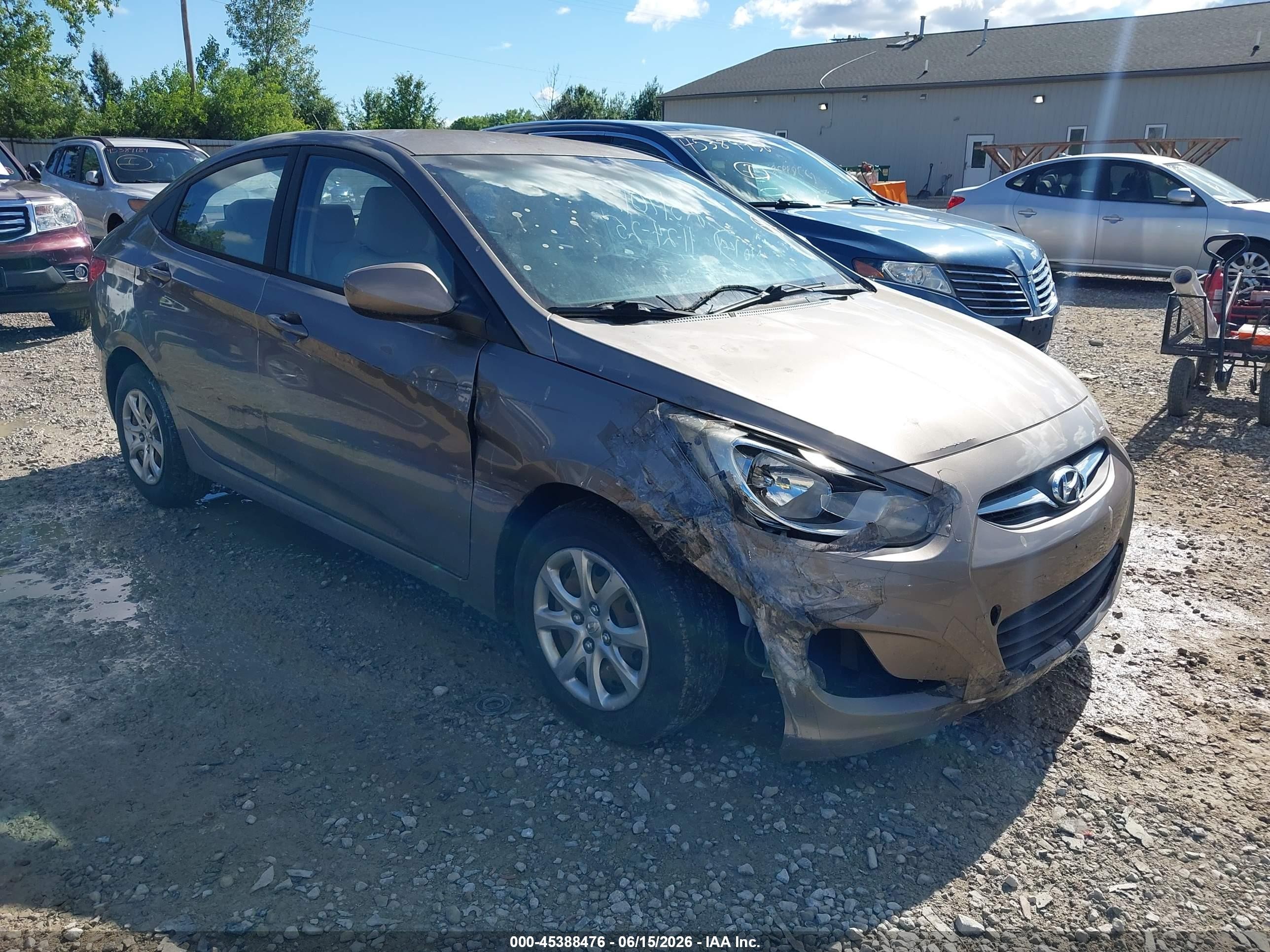 2013 Hyundai Accent Gls Brown vin: KMHCT4AE0DU496708
