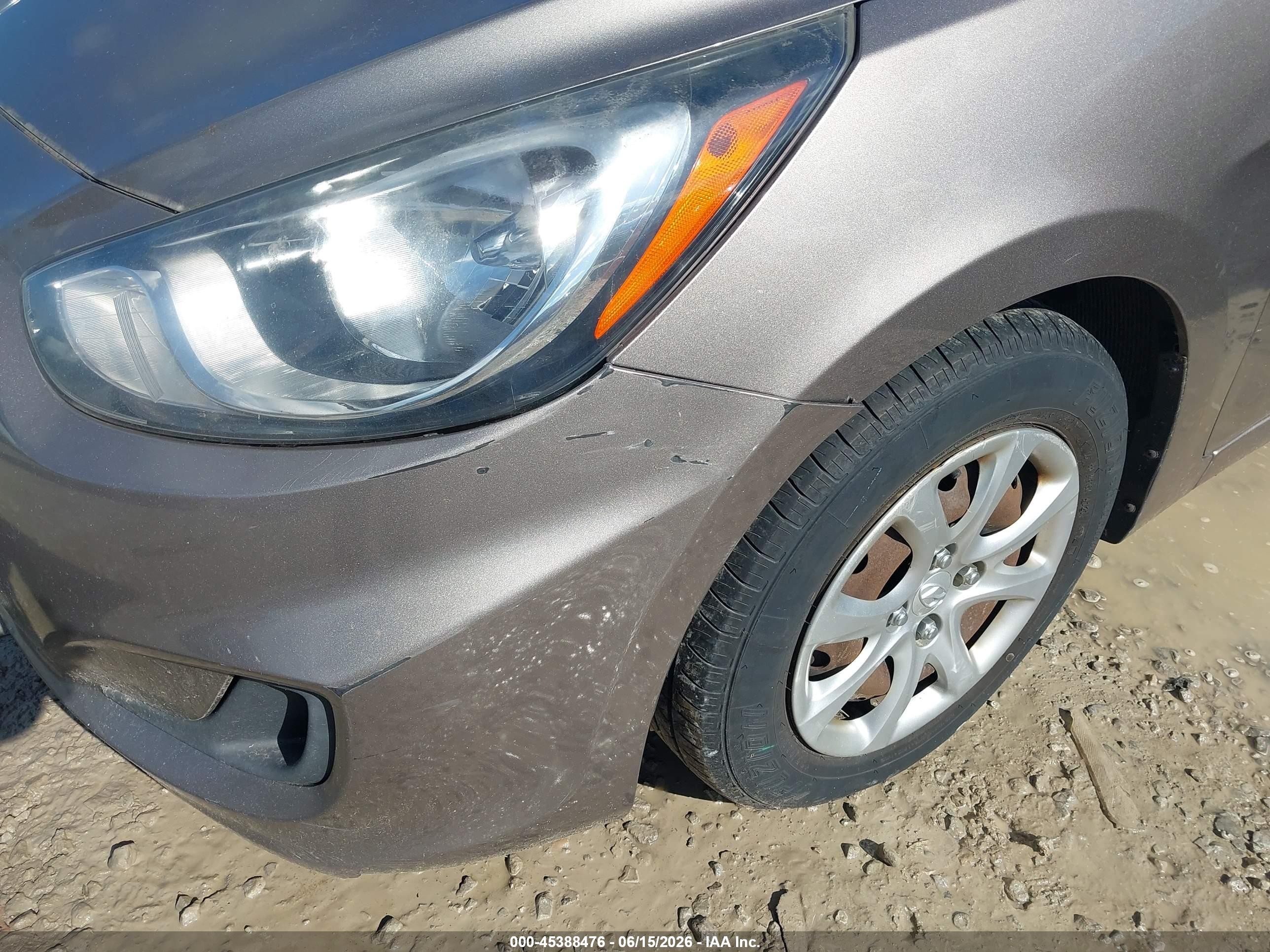 2013 Hyundai Accent Gls Brown vin: KMHCT4AE0DU496708