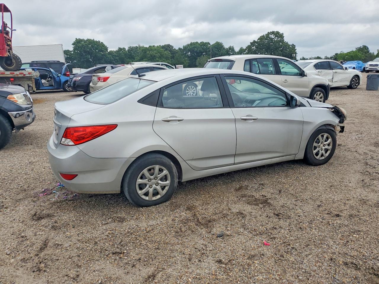 2013 Hyundai Accent Gls Silver vin: KMHCT4AE0DU502863