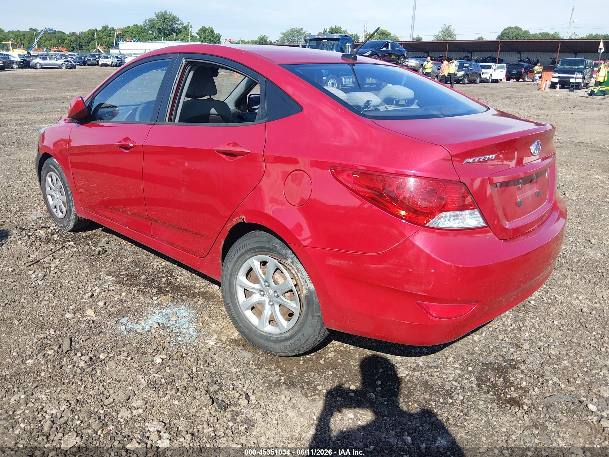 2013 Hyundai Accent Gls Maroon vin: KMHCT4AE0DU518156