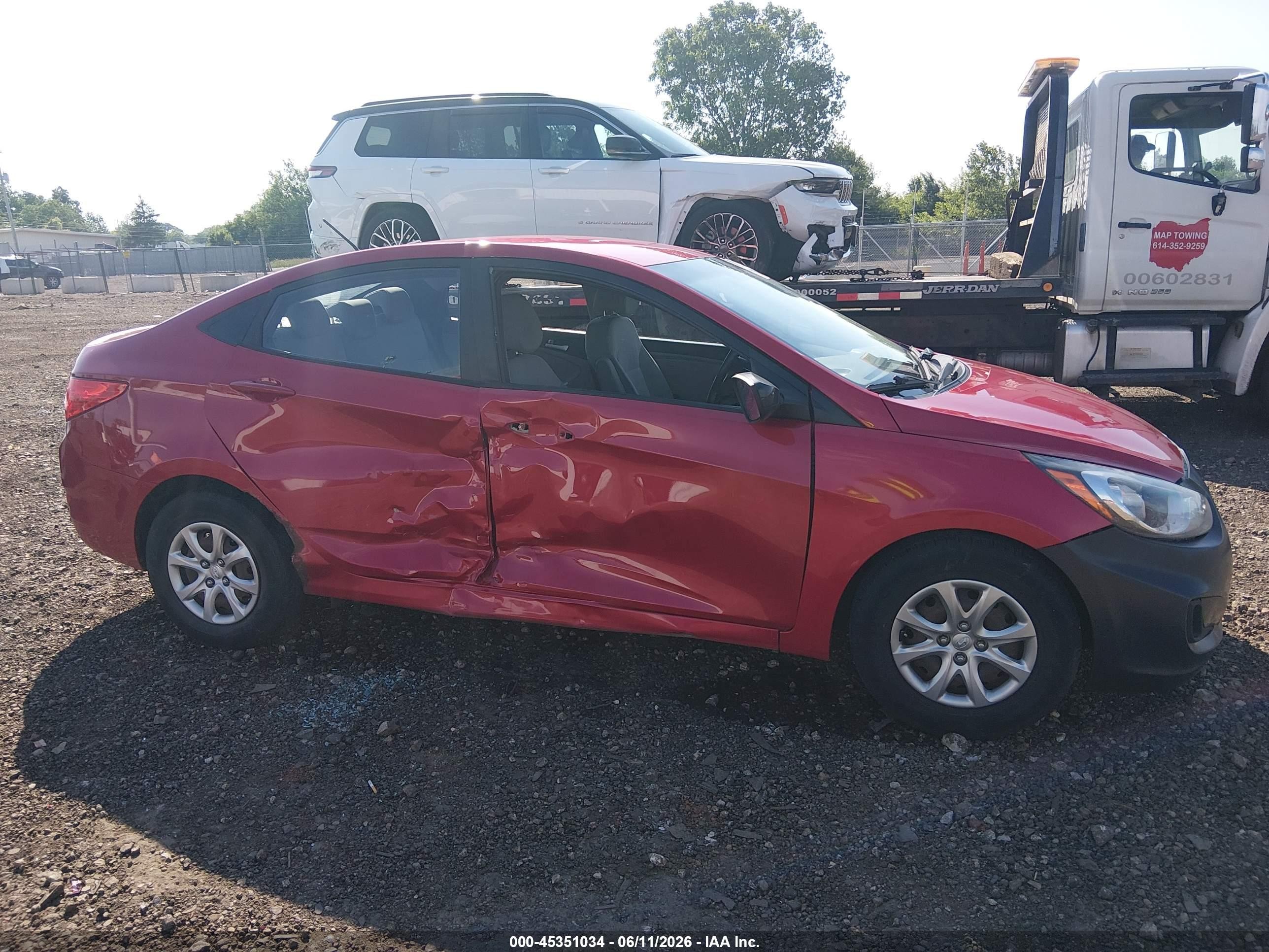 2013 Hyundai Accent Gls Maroon vin: KMHCT4AE0DU518156