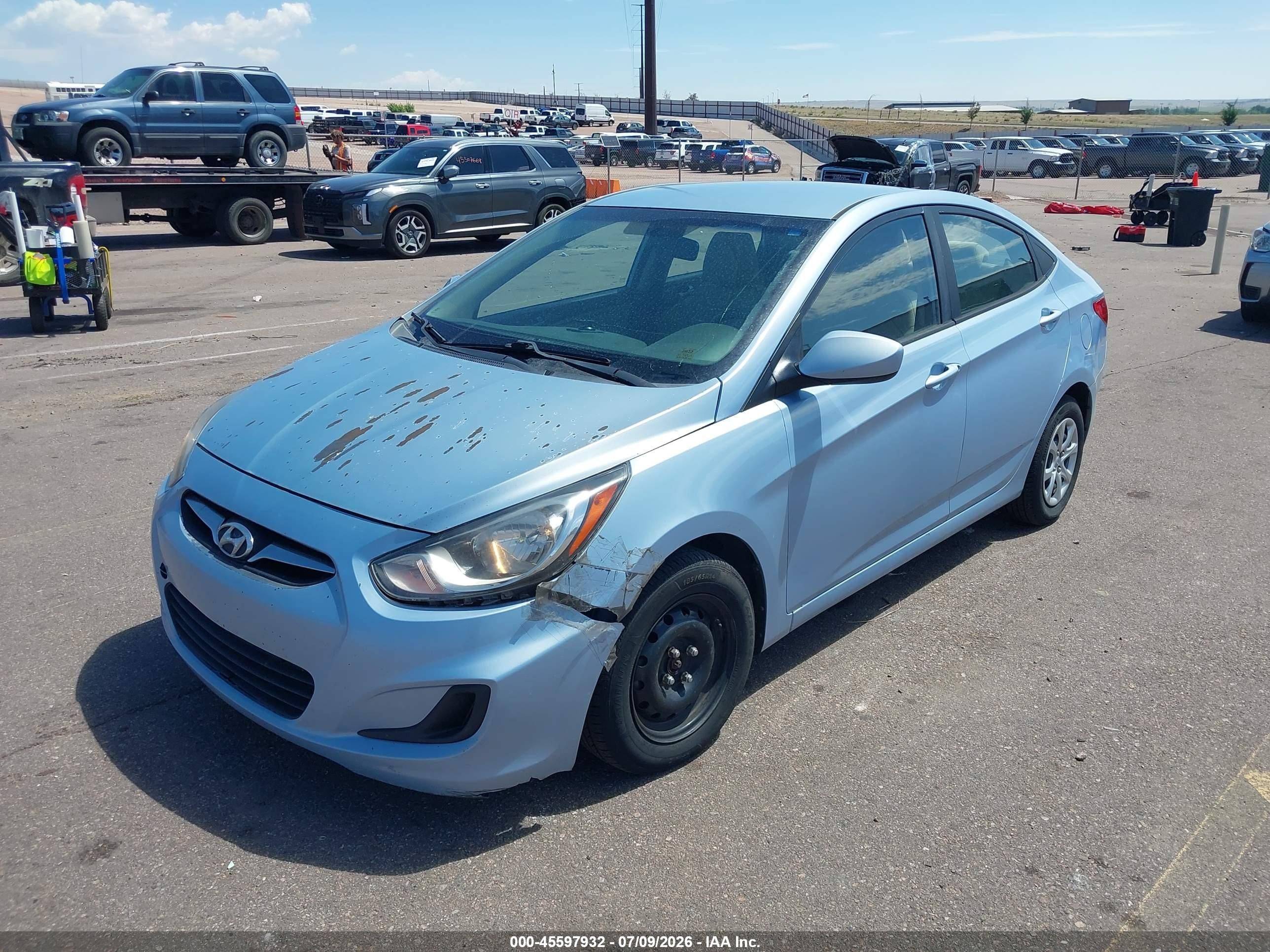 2013 Hyundai Accent Gls Light Blue vin: KMHCT4AE0DU522675