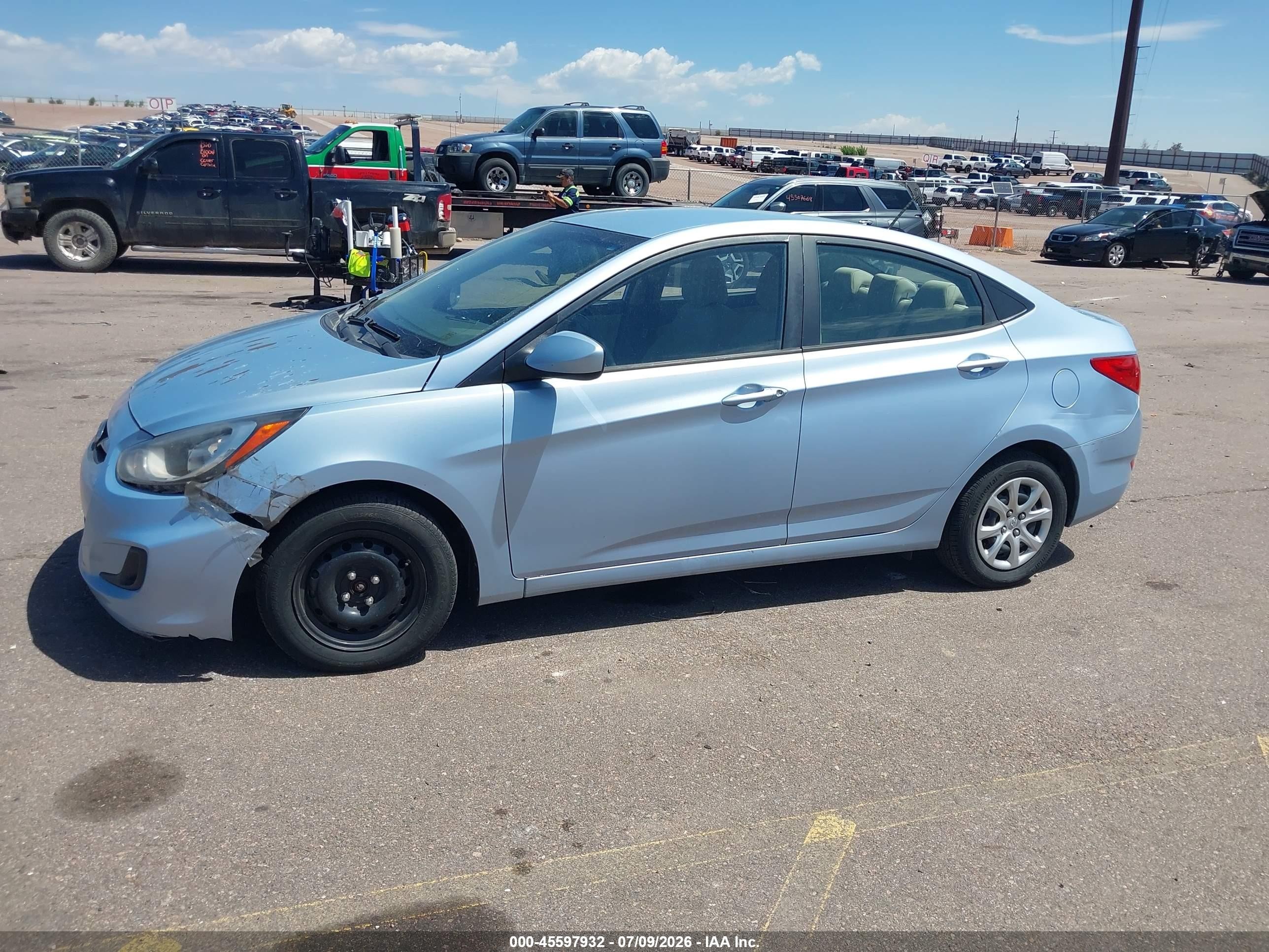 2013 Hyundai Accent Gls Light Blue vin: KMHCT4AE0DU522675
