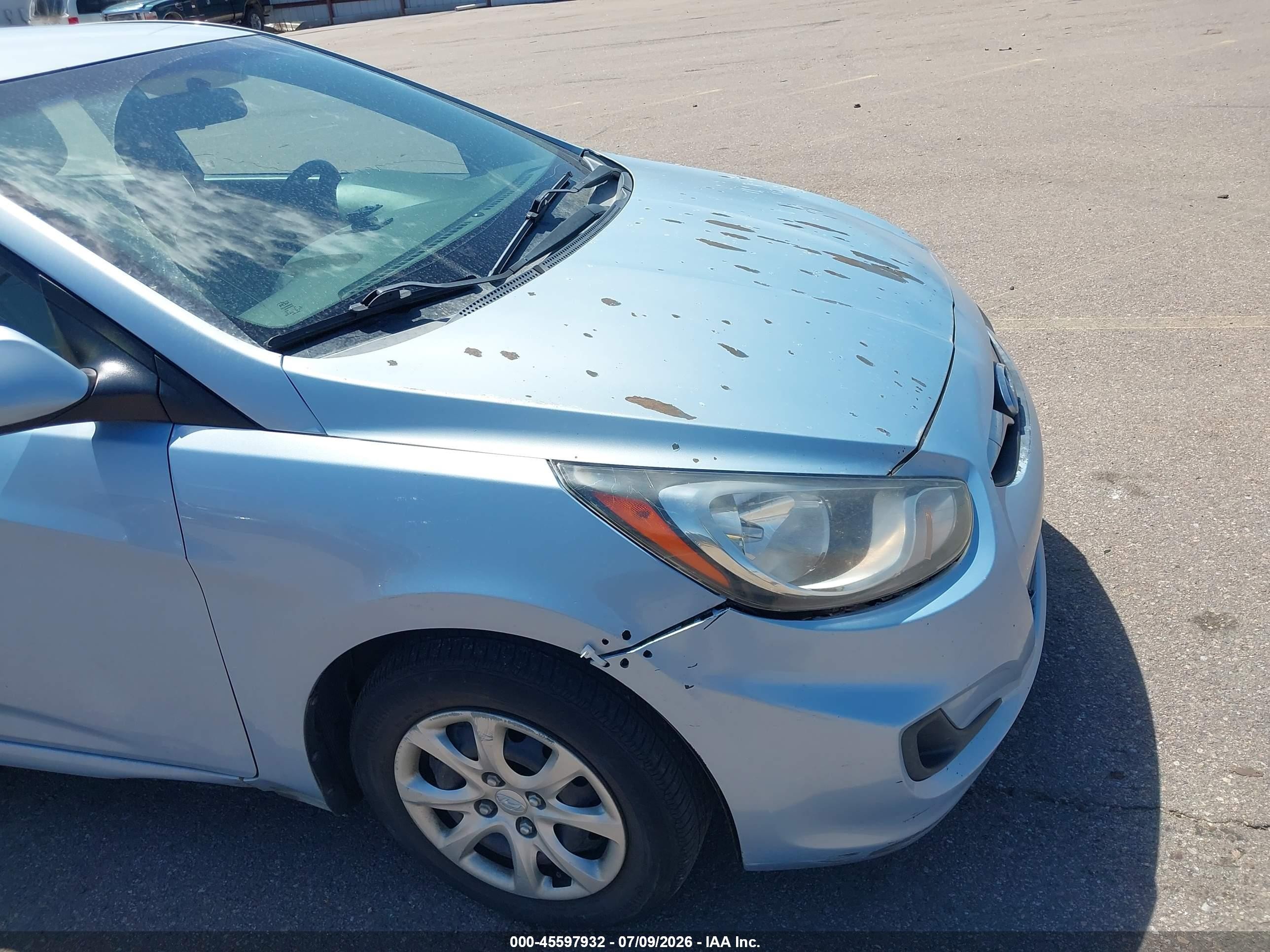 2013 Hyundai Accent Gls Light Blue vin: KMHCT4AE0DU522675