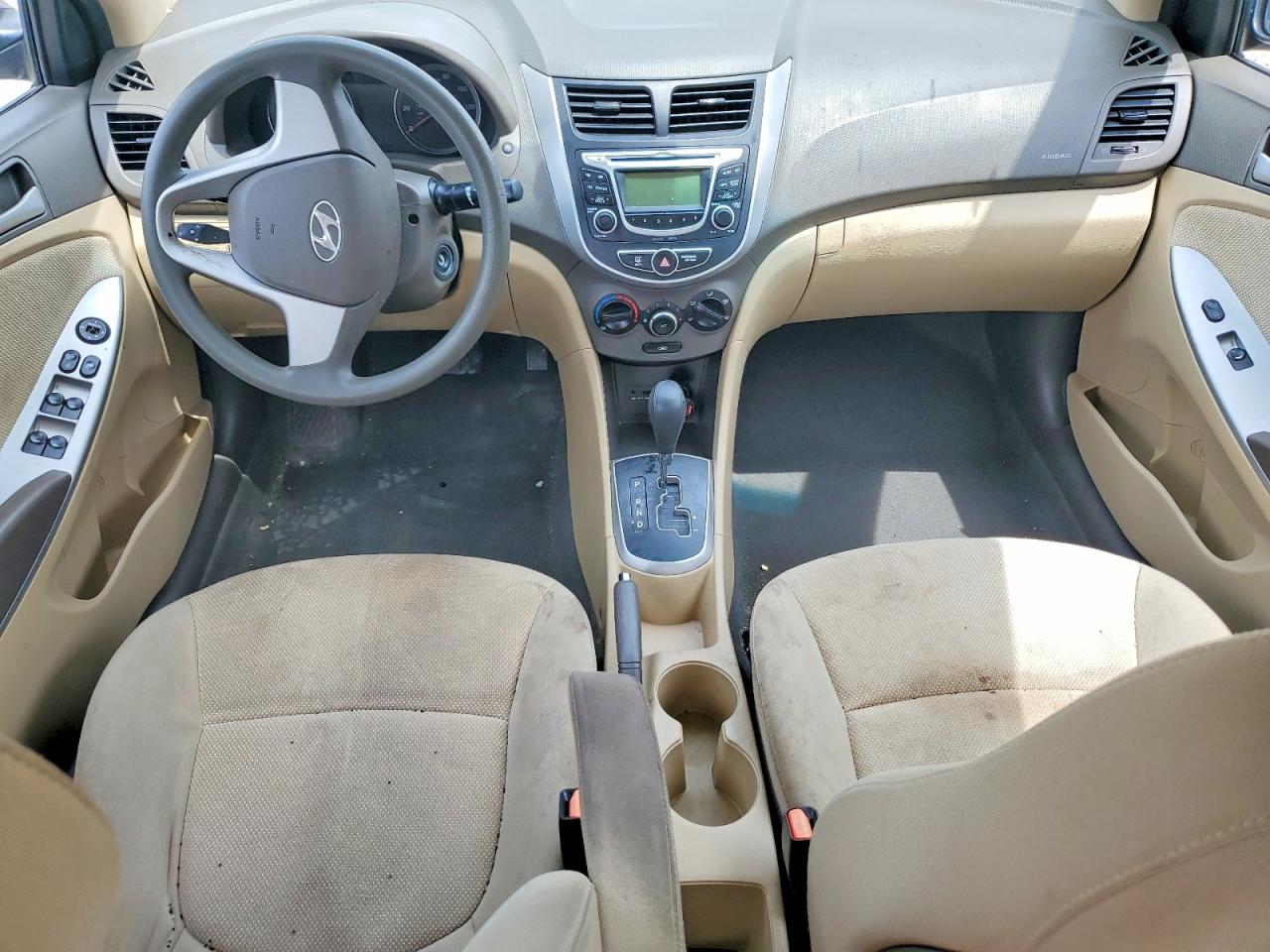 2013 Hyundai Accent Gls Beige vin: KMHCT4AE0DU543011