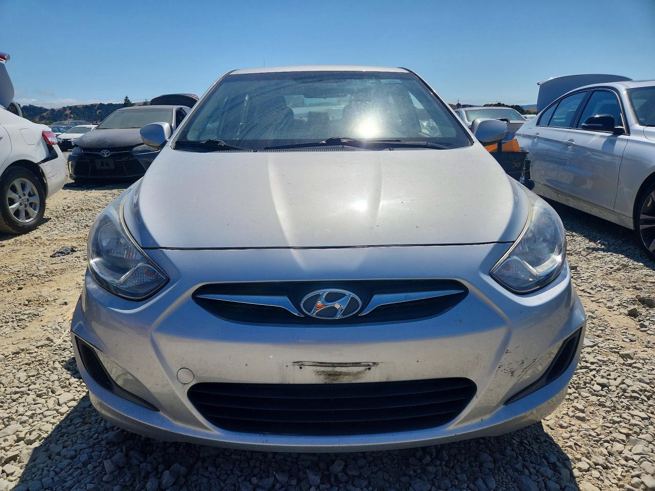 2013 Hyundai Accent Gls Серебряный vin: KMHCT4AE0DU550797