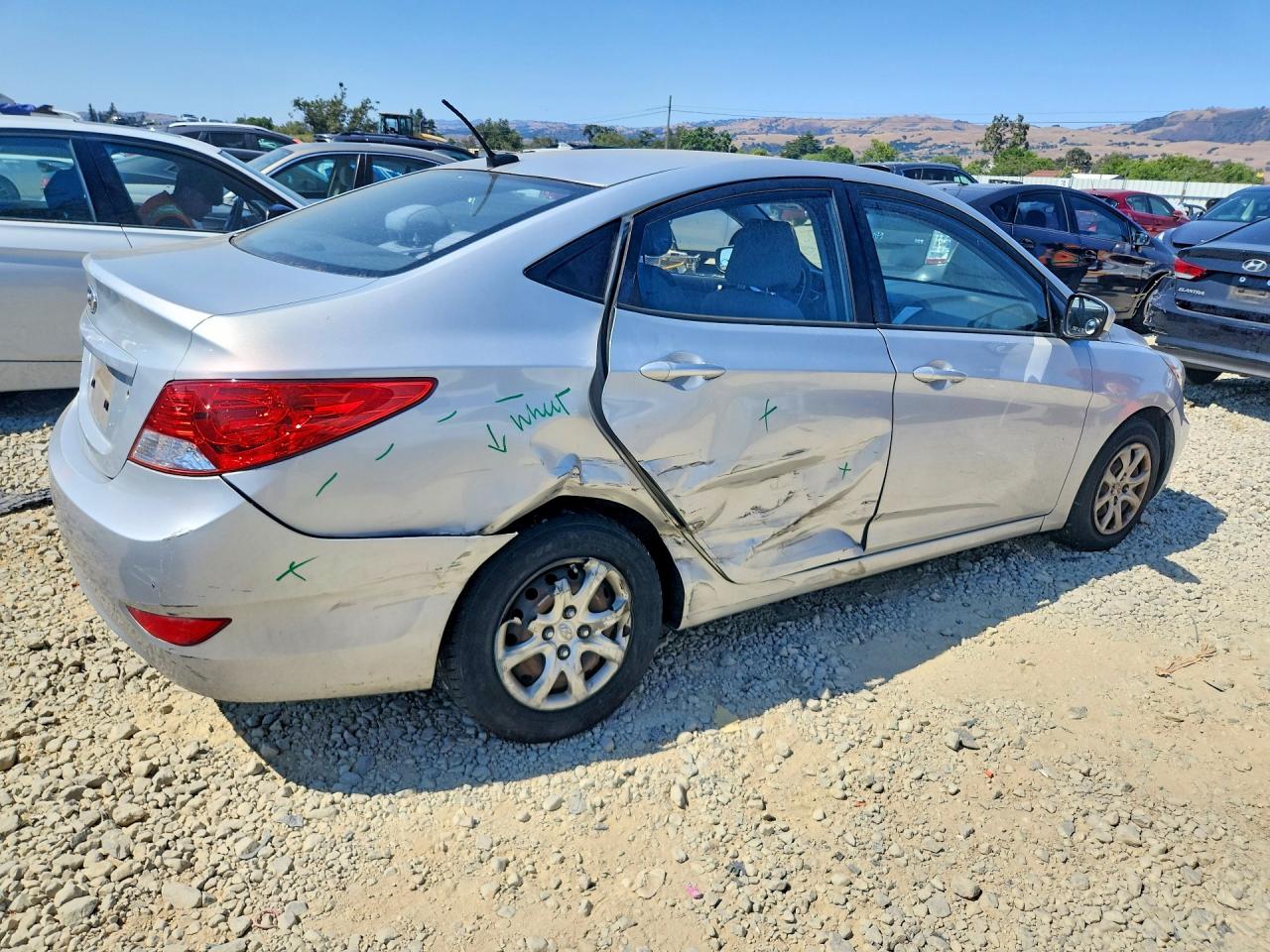 2013 Hyundai Accent Gls Серебряный vin: KMHCT4AE0DU550797