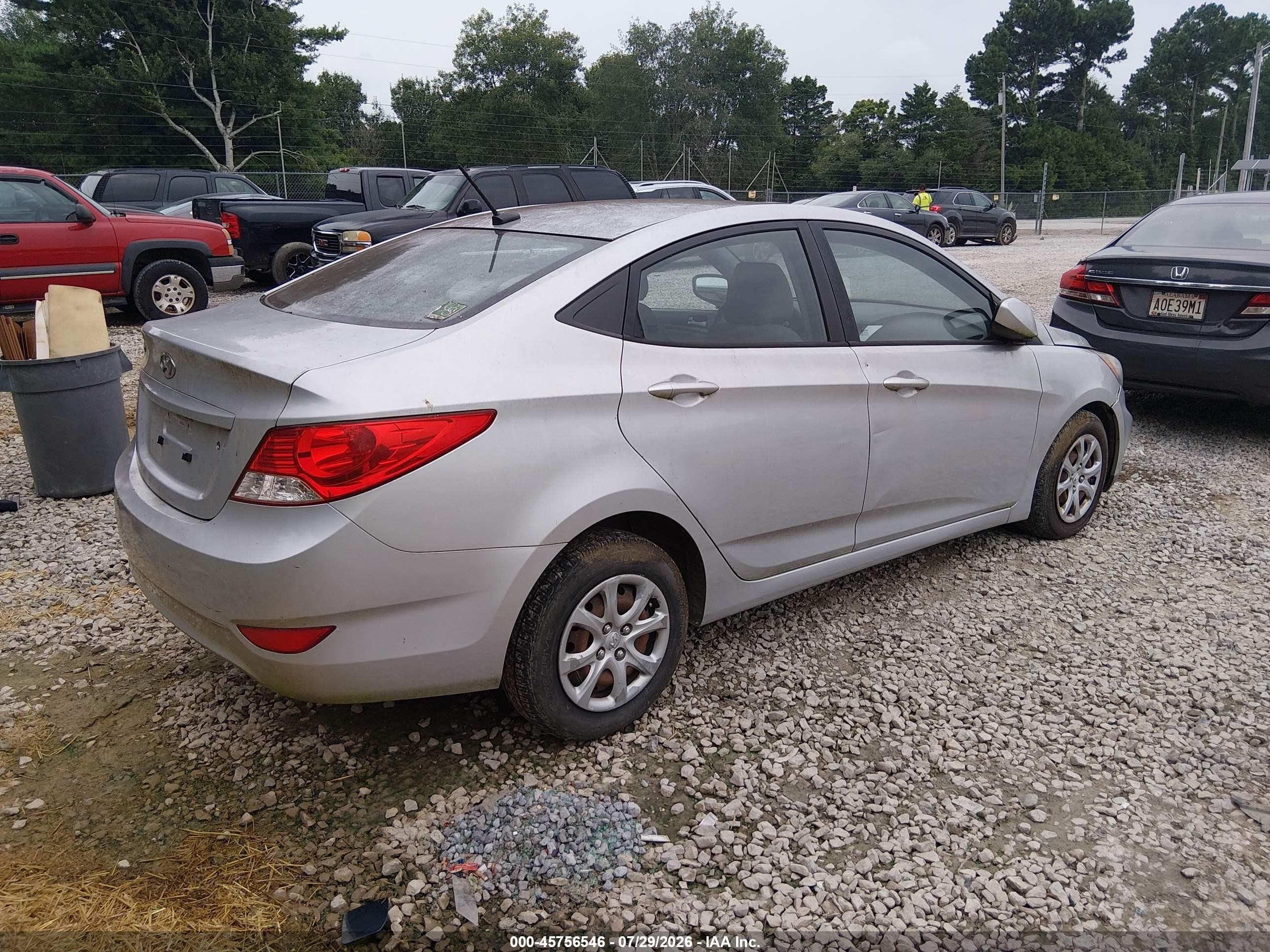 2013 Hyundai Accent Gls Silver vin: KMHCT4AE0DU556339