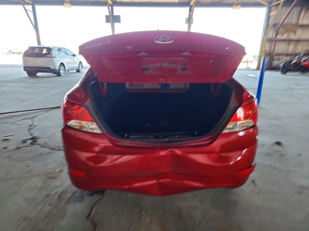 2013 Hyundai Accent Gls Red vin: KMHCT4AE0DU558396