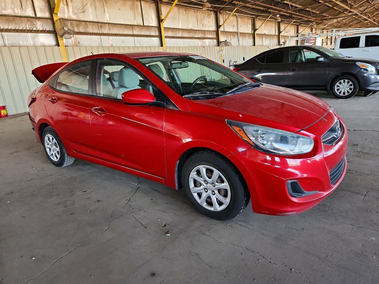 2013 Hyundai Accent Gls Red vin: KMHCT4AE0DU558396