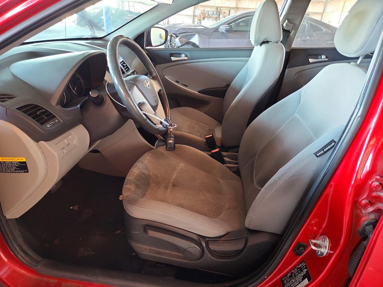 2013 Hyundai Accent Gls Red vin: KMHCT4AE0DU558396