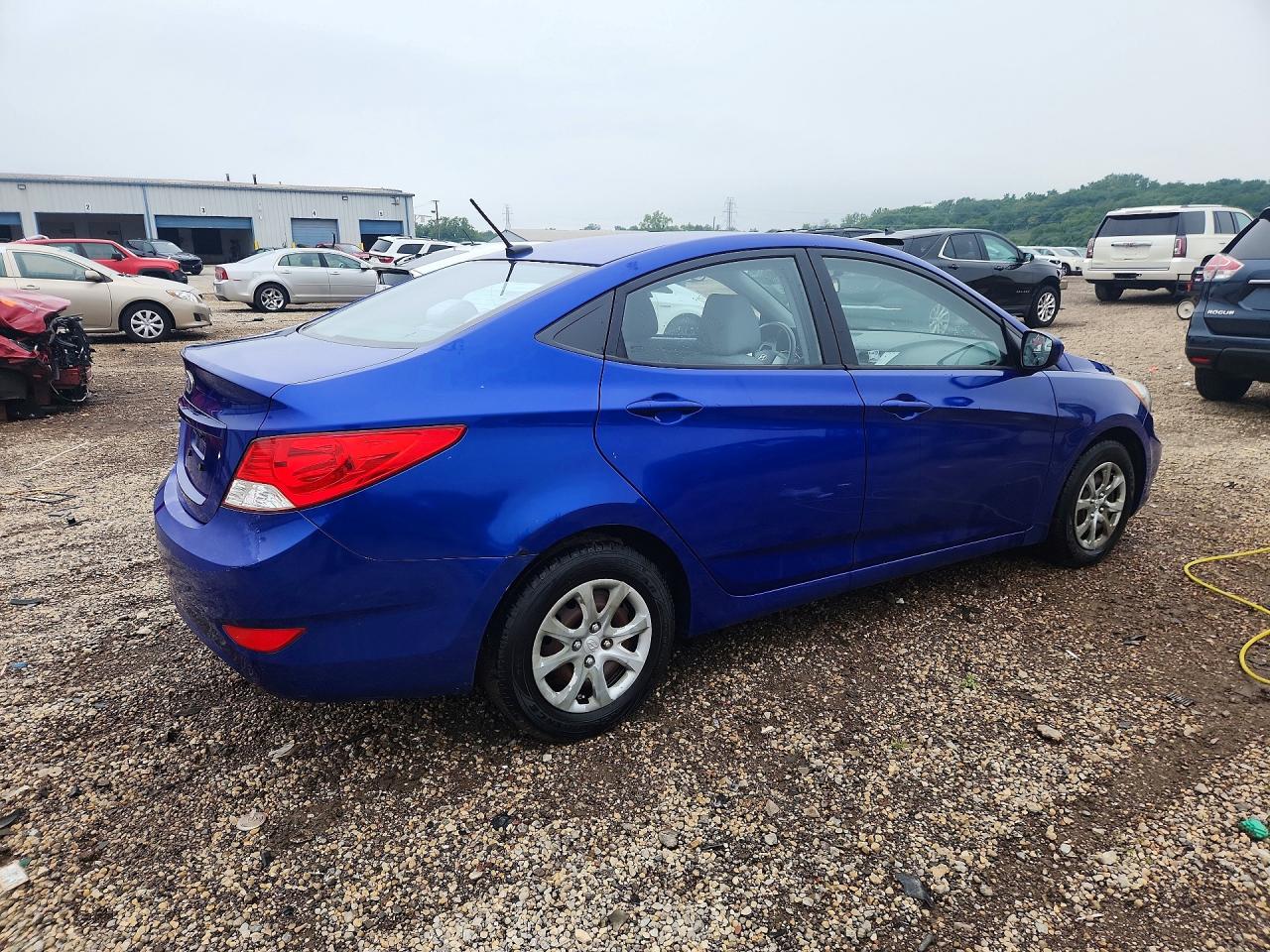 2014 Hyundai Accent Gls Blue vin: KMHCT4AE0EU600549