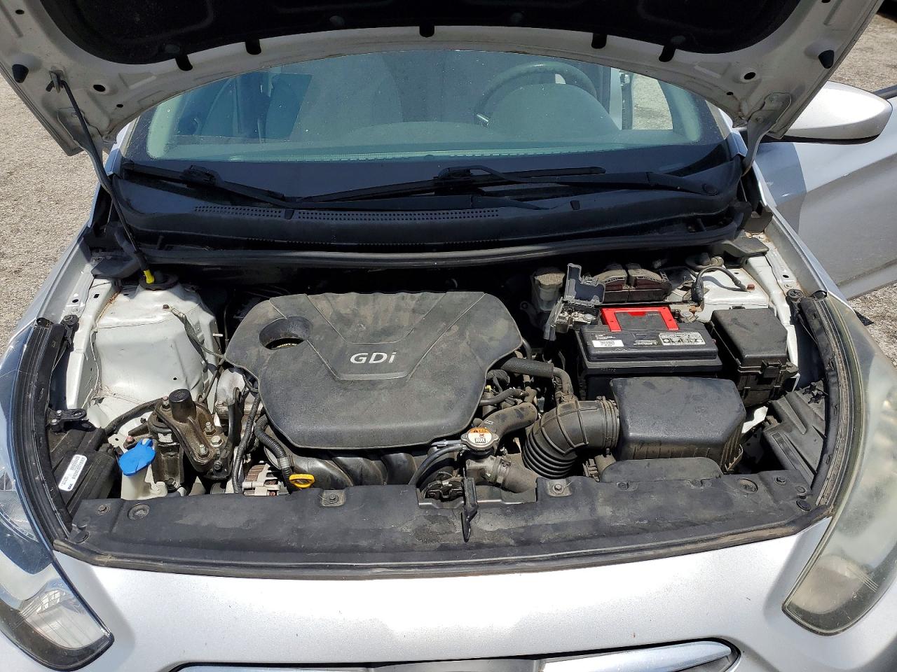 2014 Hyundai Accent Gls Silver vin: KMHCT4AE0EU602043