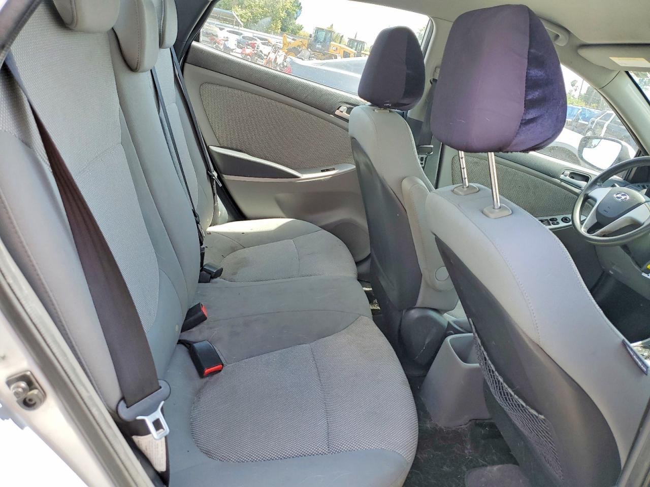2014 Hyundai Accent Gls Silver vin: KMHCT4AE0EU602043
