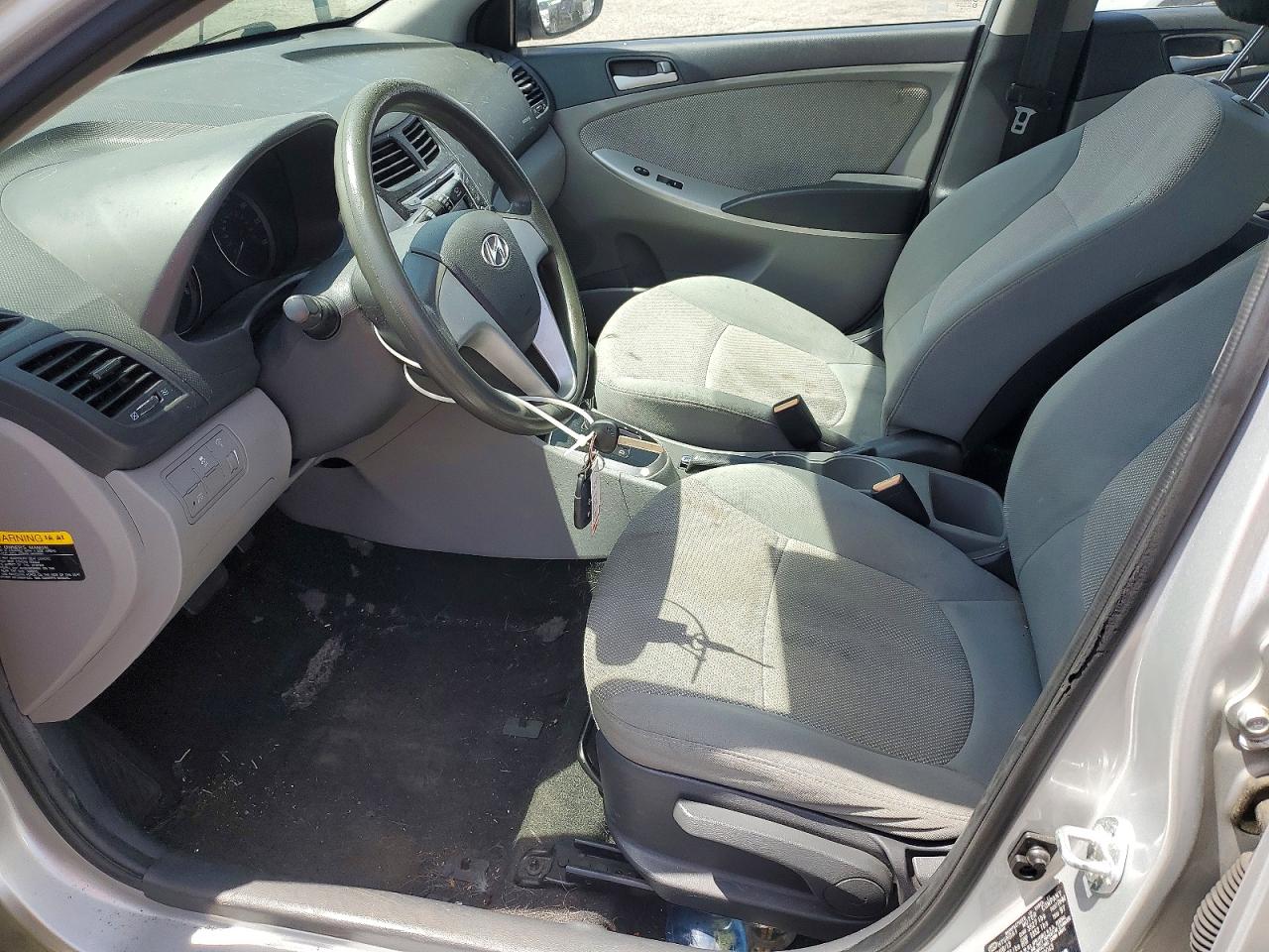 2014 Hyundai Accent Gls Silver vin: KMHCT4AE0EU602043