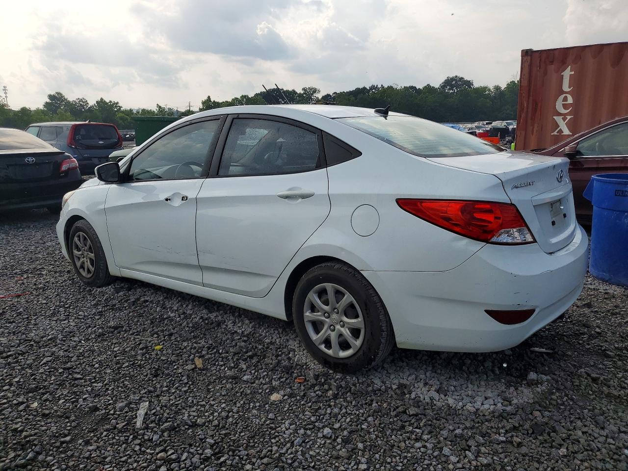 2014 Hyundai Accent Gls White vin: KMHCT4AE0EU641747