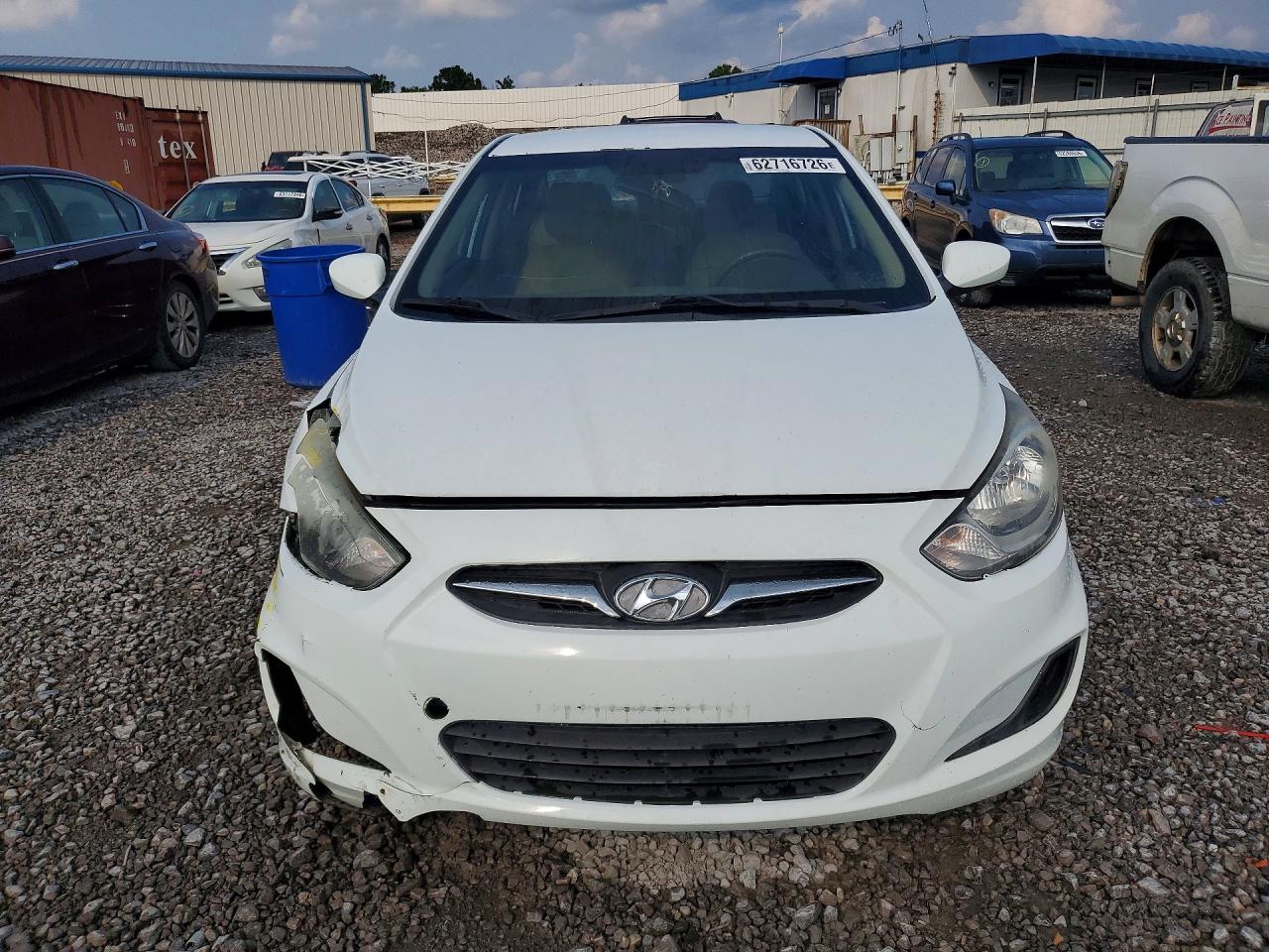 2014 Hyundai Accent Gls White vin: KMHCT4AE0EU641747