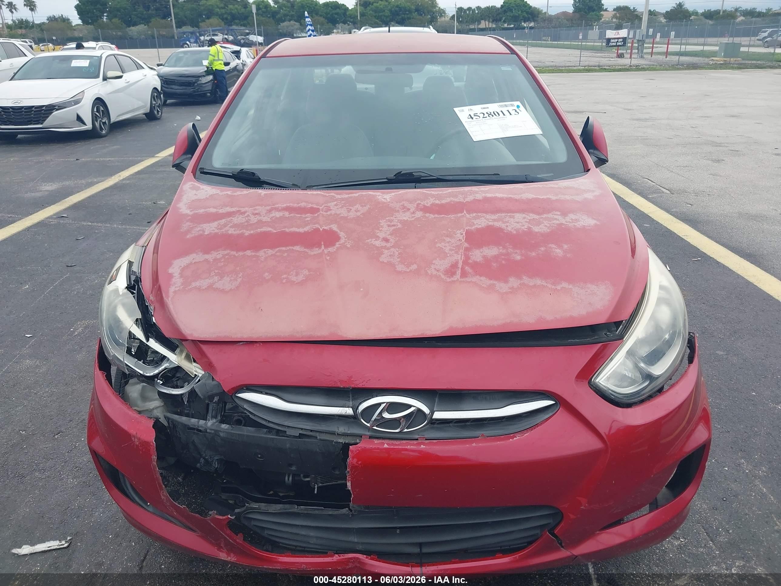 2015 Hyundai Accent Gls Red vin: KMHCT4AE0FU800963