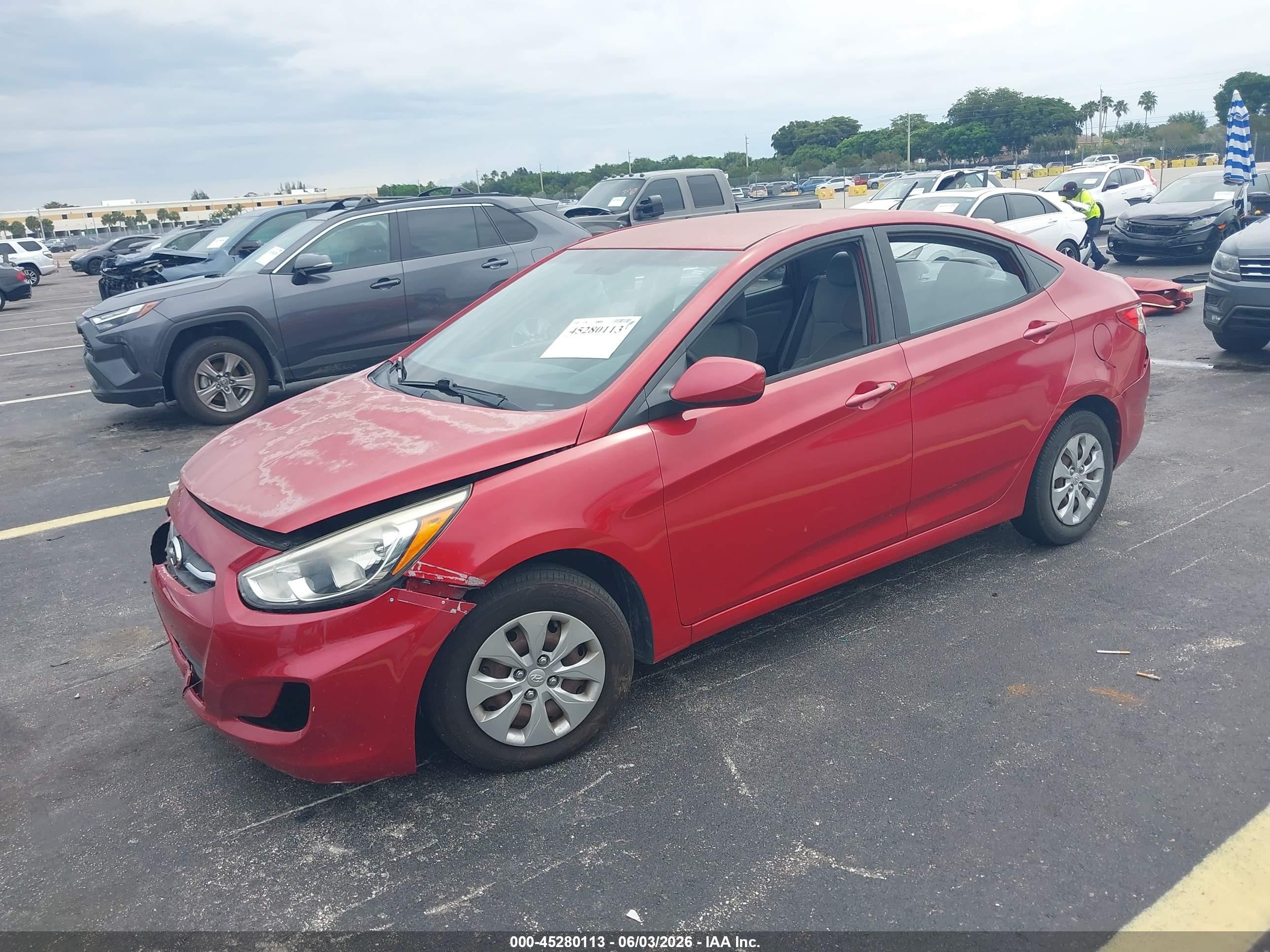 2015 Hyundai Accent Gls Red vin: KMHCT4AE0FU800963