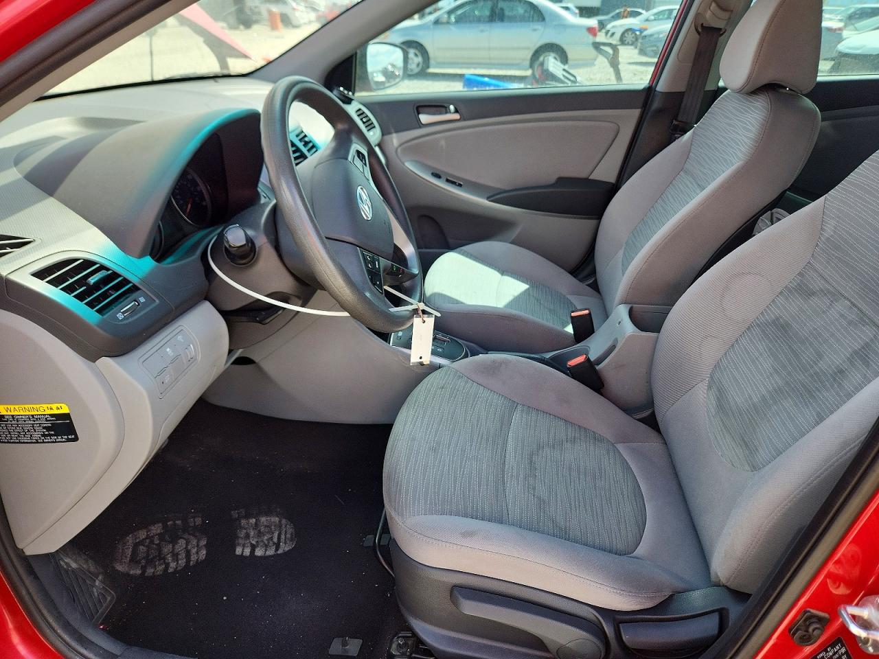 2015 Hyundai Accent Gls Red vin: KMHCT4AE0FU938115
