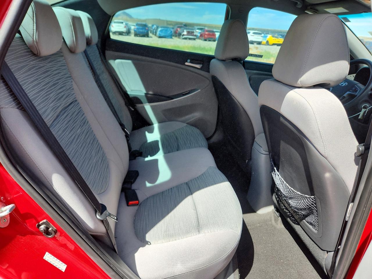 2015 Hyundai Accent Gls Red vin: KMHCT4AE0FU938115