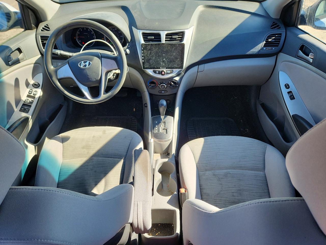 2017 Hyundai Accent Se Silver vin: KMHCT4AE0HU318609
