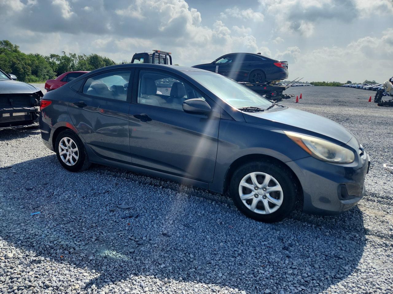 2012 Hyundai Accent Gls Gray vin: KMHCT4AE1CU084327