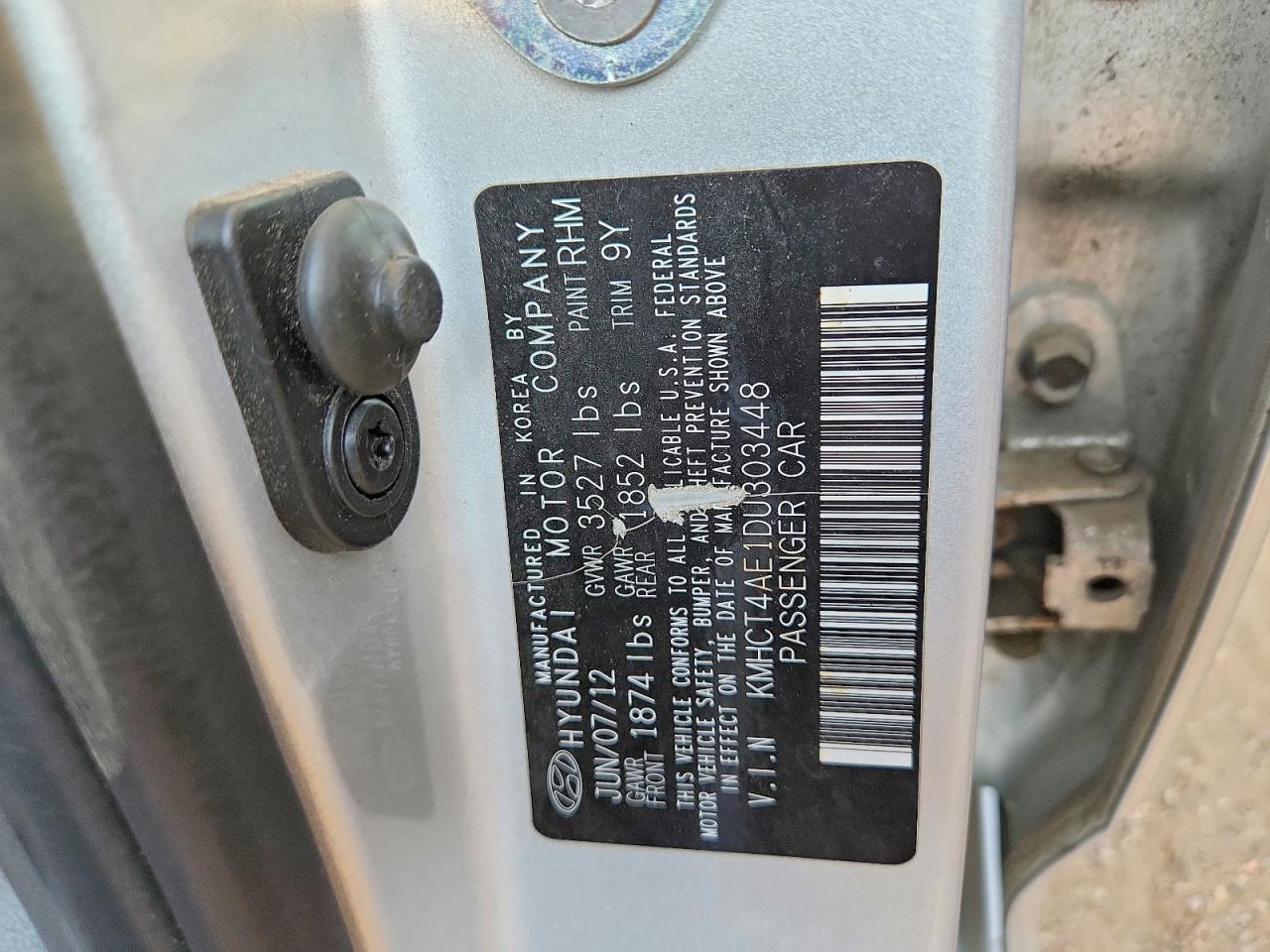 2013 Hyundai Accent Gls Silver vin: KMHCT4AE1DU303448