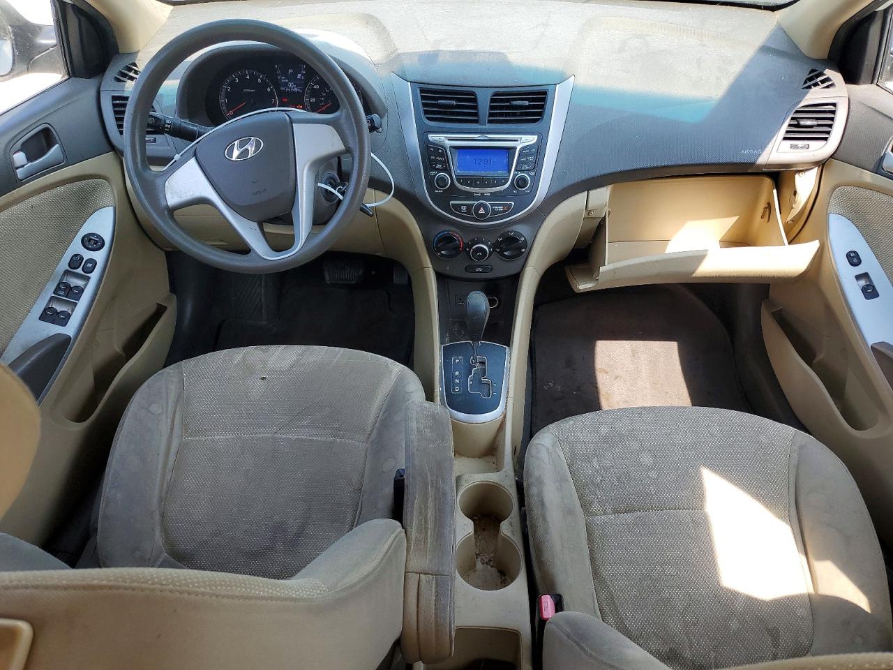 2013 Hyundai Accent Gls White vin: KMHCT4AE1DU332822