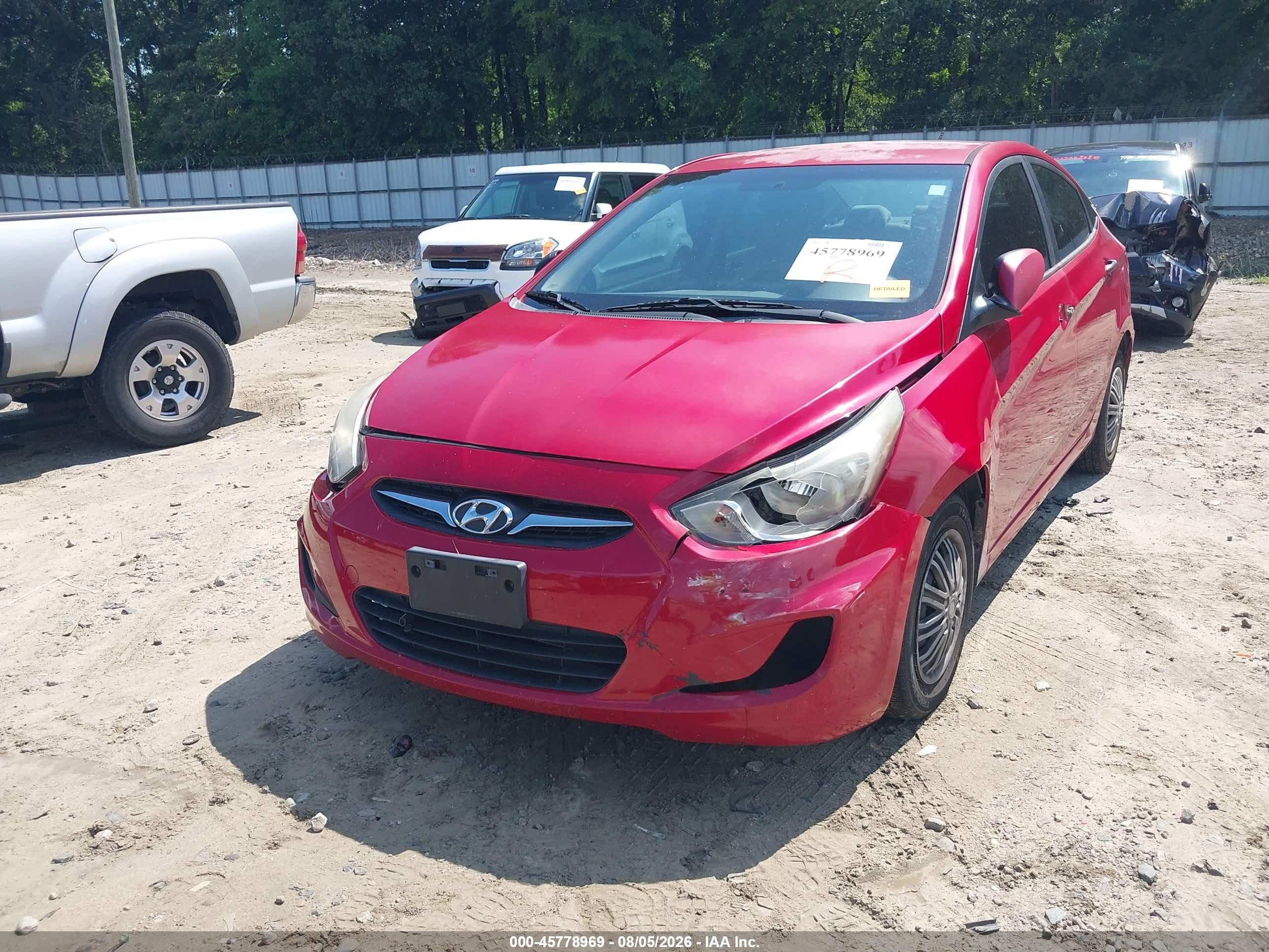 2013 Hyundai Accent Gls Красный vin: KMHCT4AE1DU424836