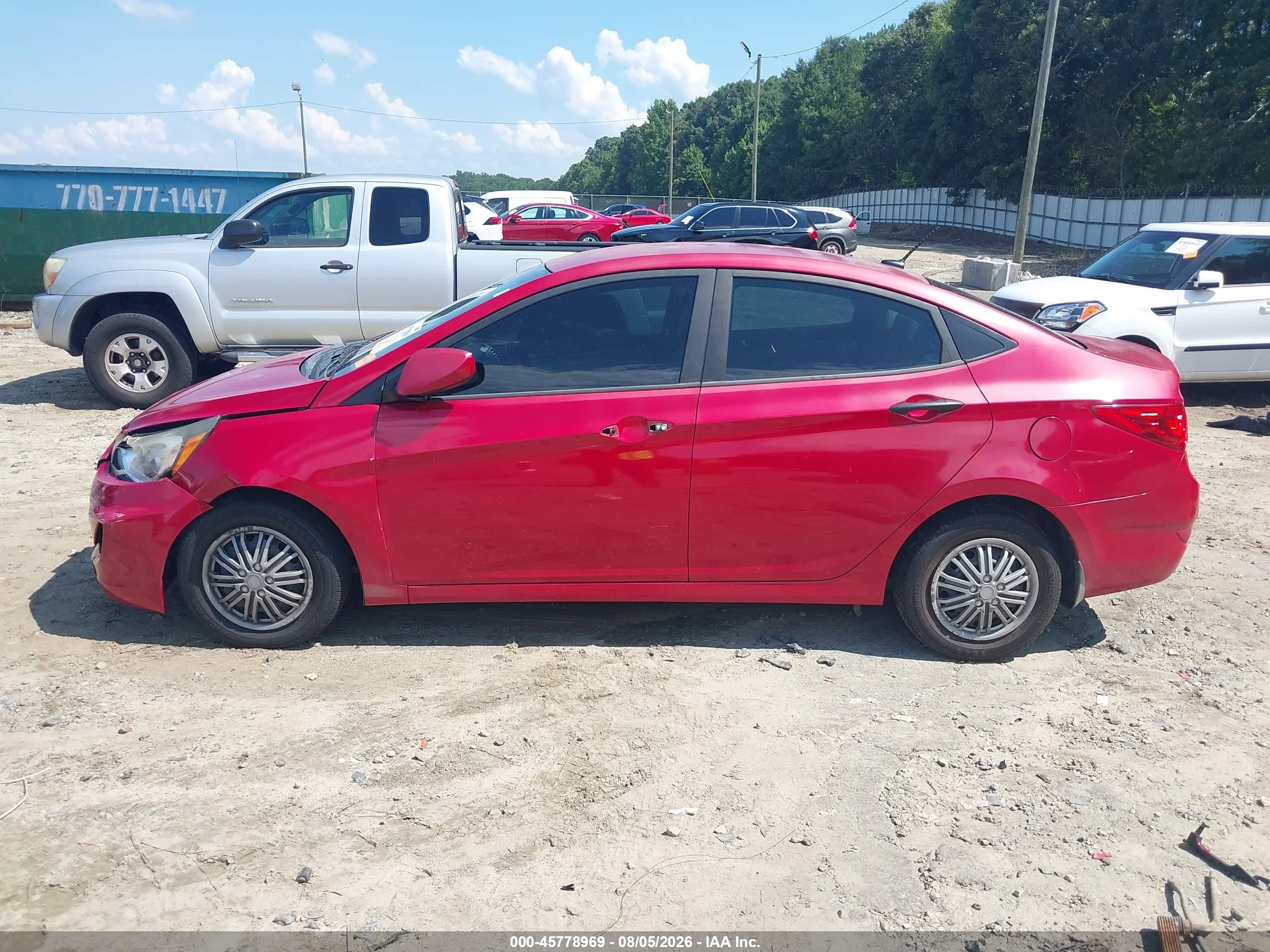 2013 Hyundai Accent Gls Красный vin: KMHCT4AE1DU424836