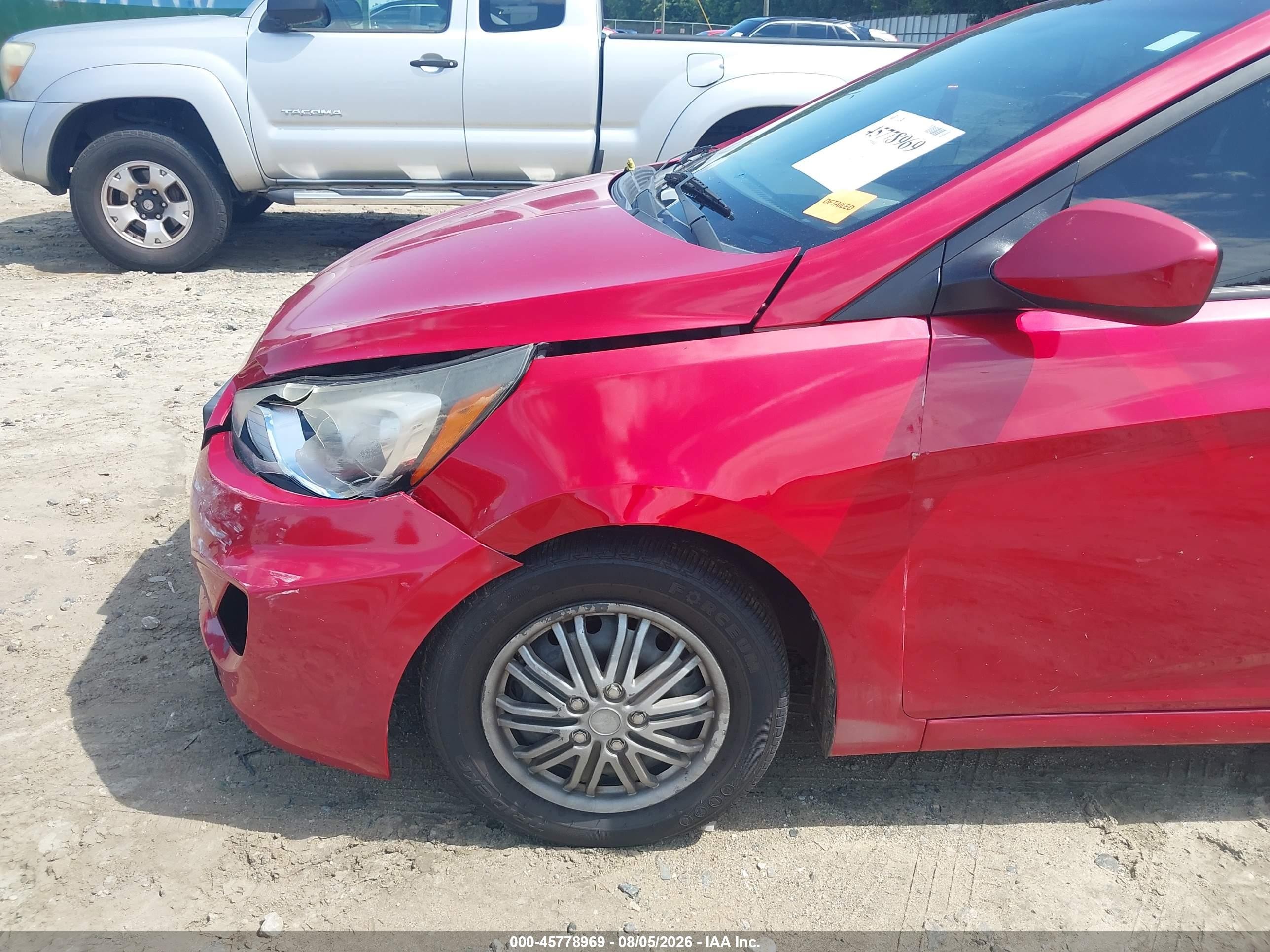 2013 Hyundai Accent Gls Красный vin: KMHCT4AE1DU424836