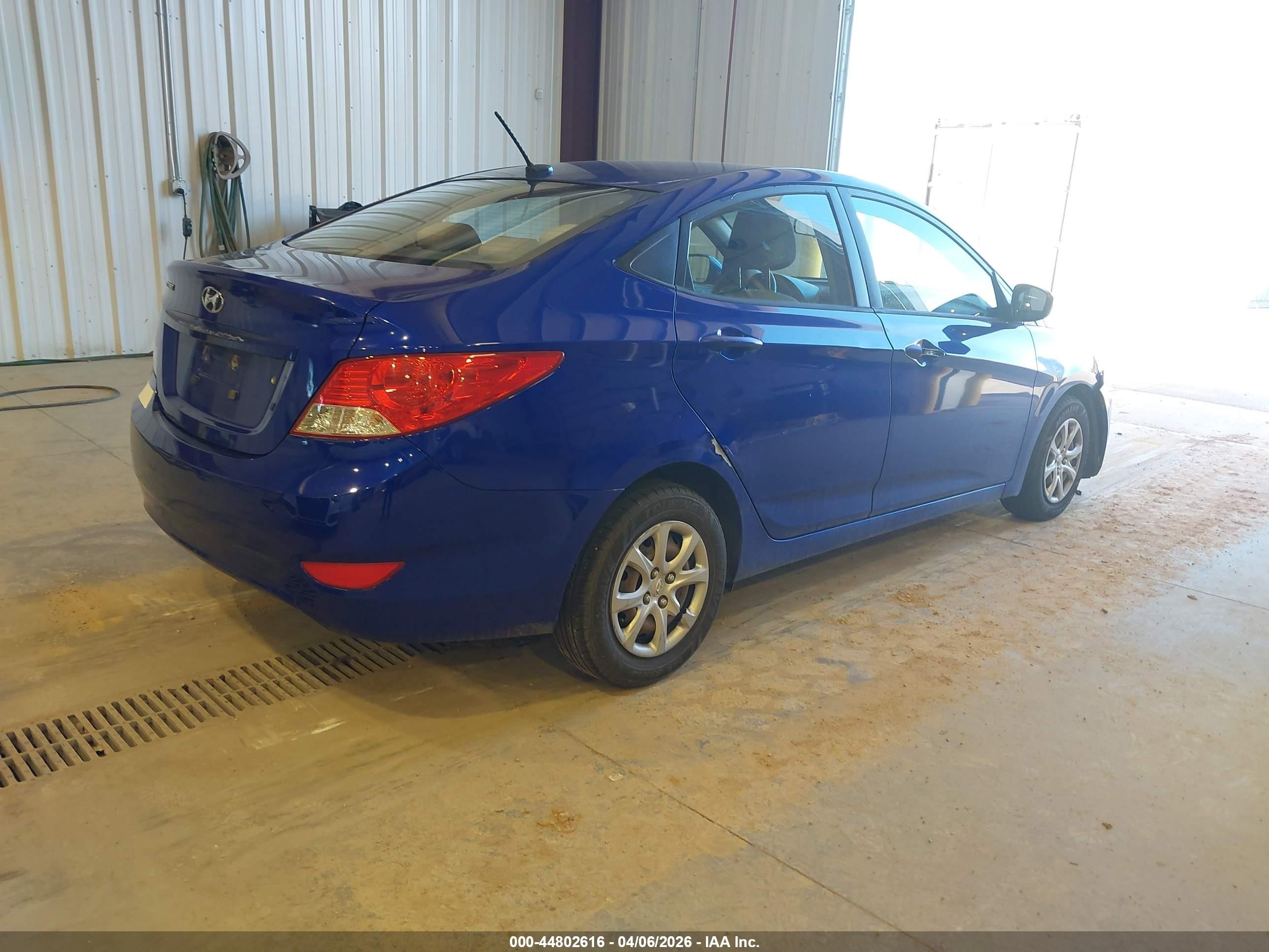 2013 Hyundai Accent Gls Blue vin: KMHCT4AE1DU499195