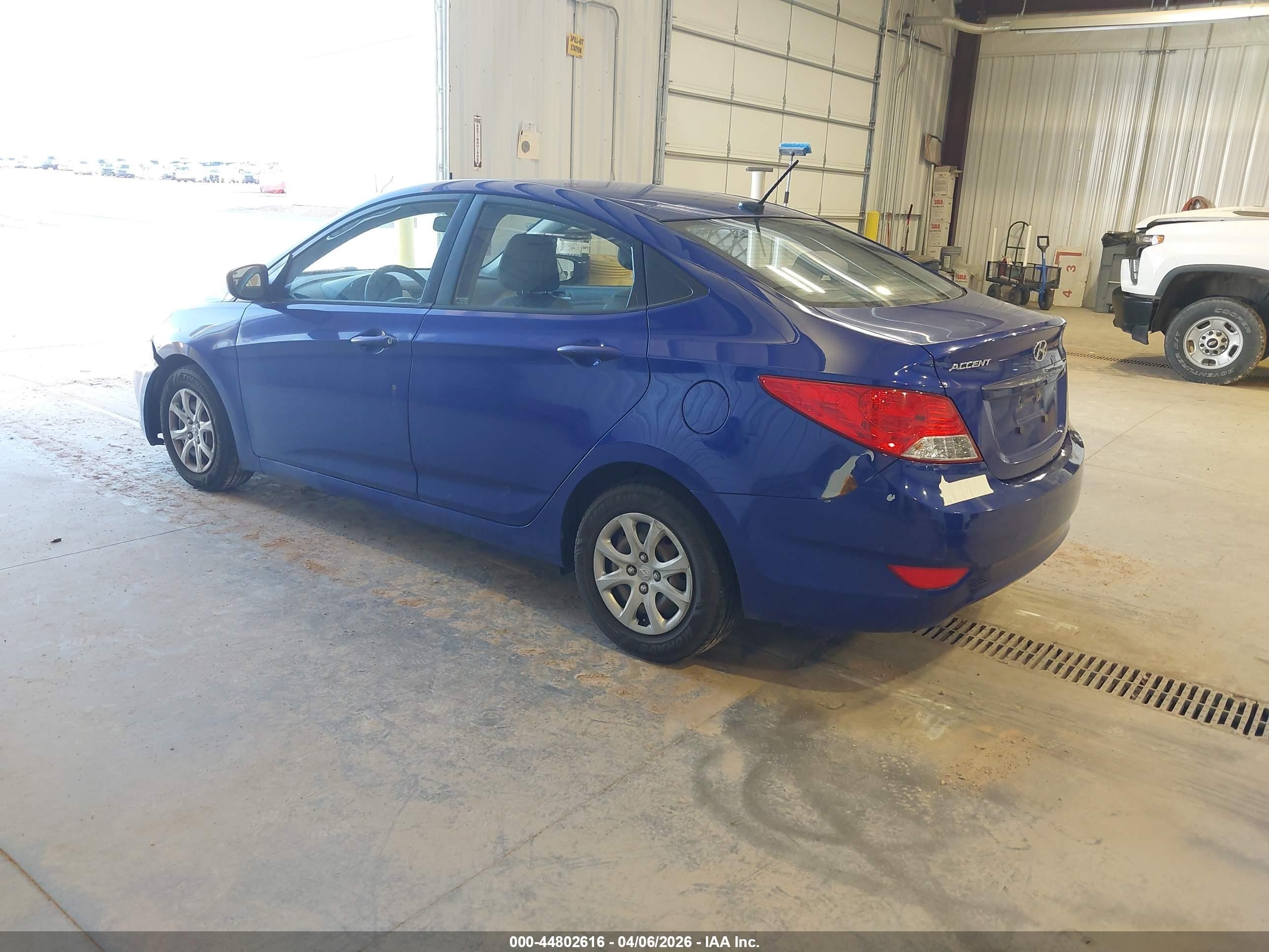 2013 Hyundai Accent Gls Blue vin: KMHCT4AE1DU499195