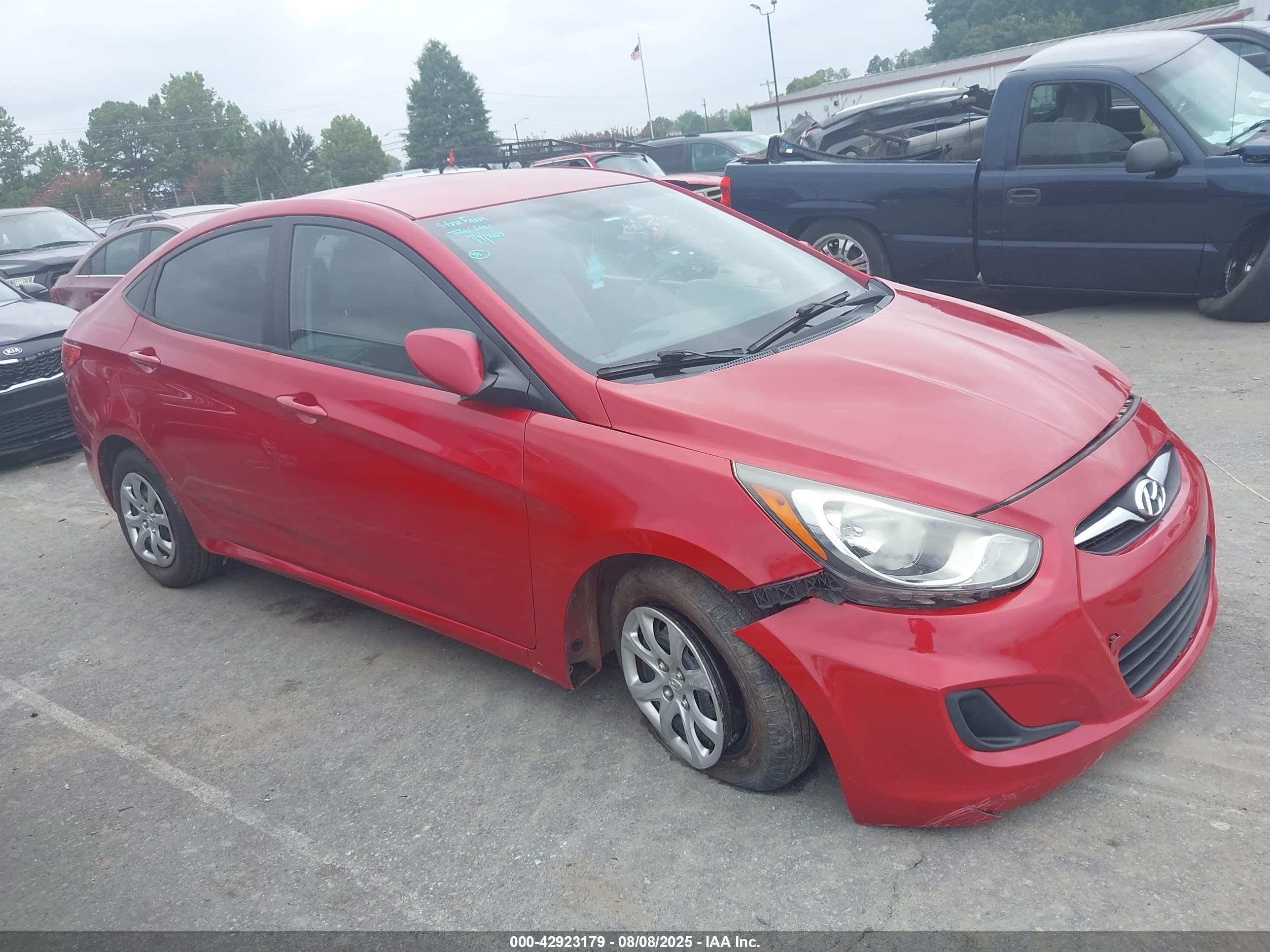 2013 Hyundai Accent Gls Red vin: KMHCT4AE1DU511121