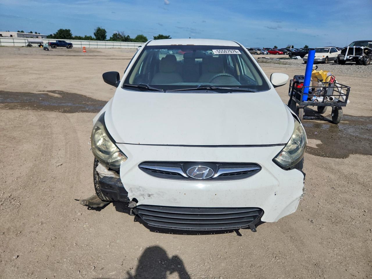 2013 Hyundai Accent Gls White vin: KMHCT4AE1DU516027