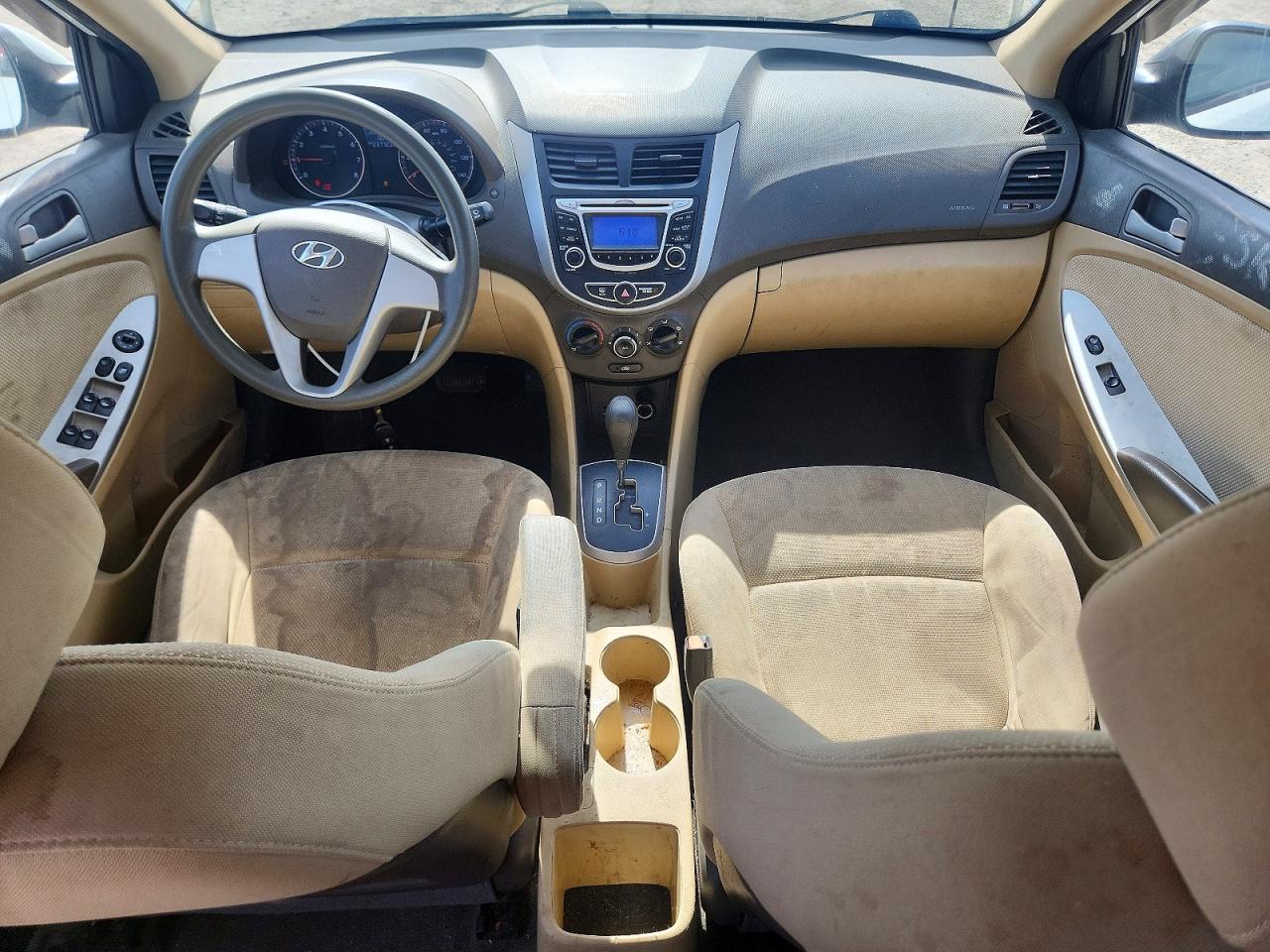 2013 Hyundai Accent Gls White vin: KMHCT4AE1DU516027