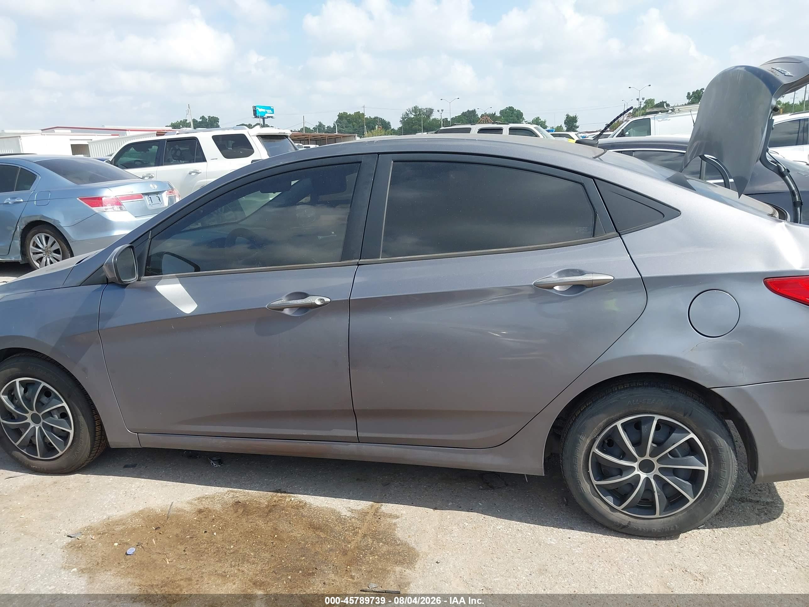 2013 Hyundai Accent Gls Gray vin: KMHCT4AE1DU535807