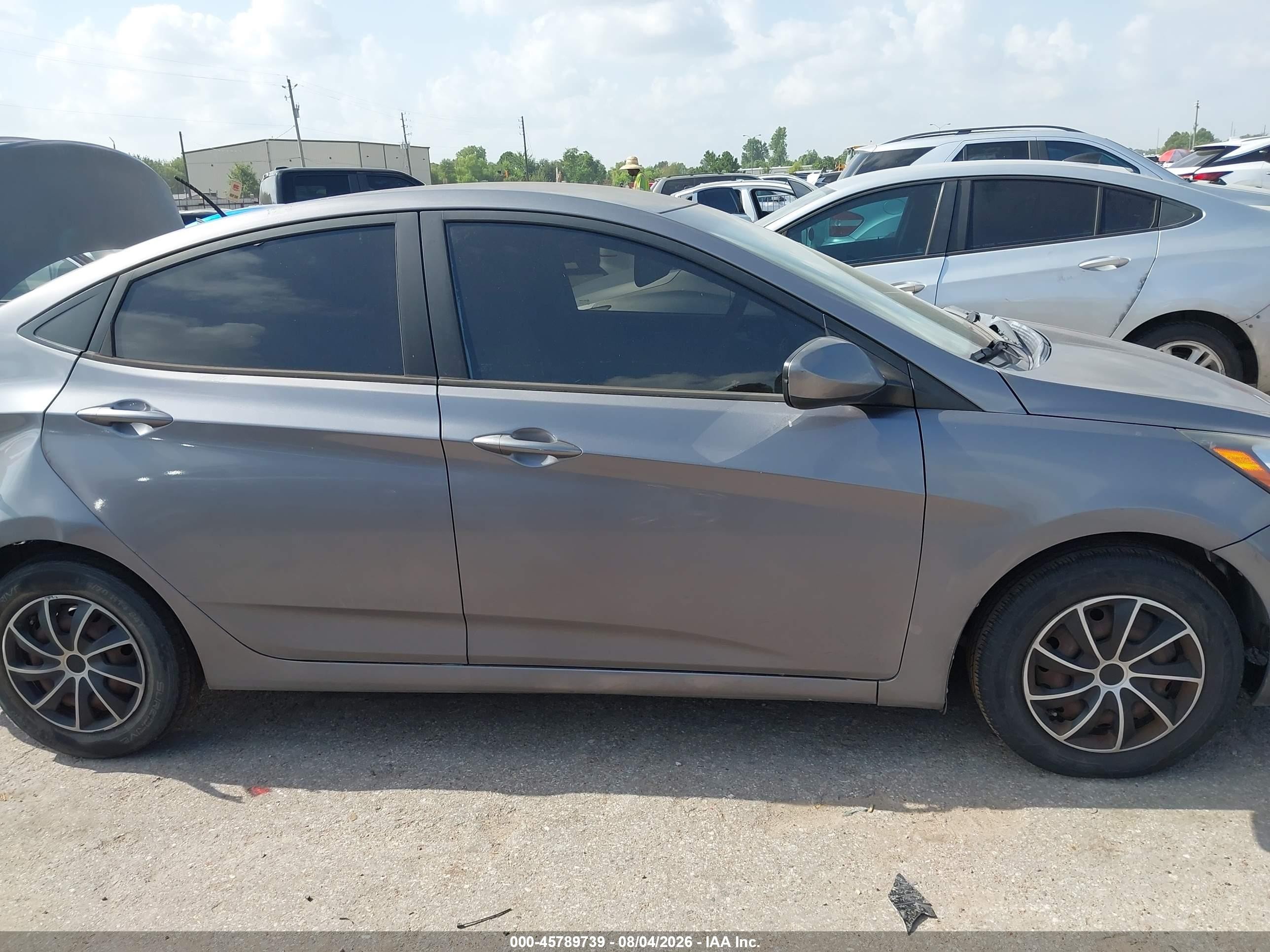 2013 Hyundai Accent Gls Gray vin: KMHCT4AE1DU535807