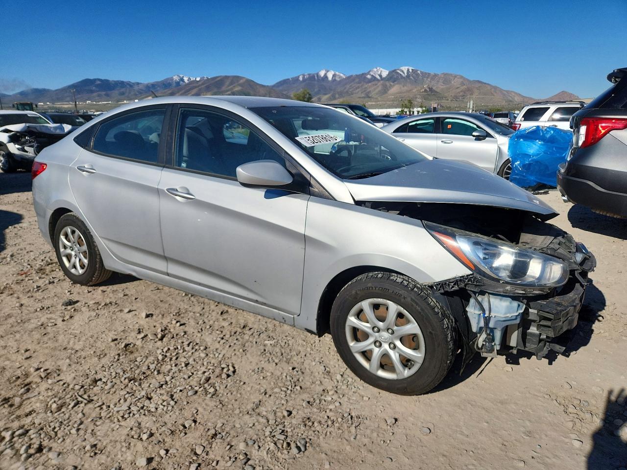 2013 Hyundai Accent Gls Silver vin: KMHCT4AE1DU541784