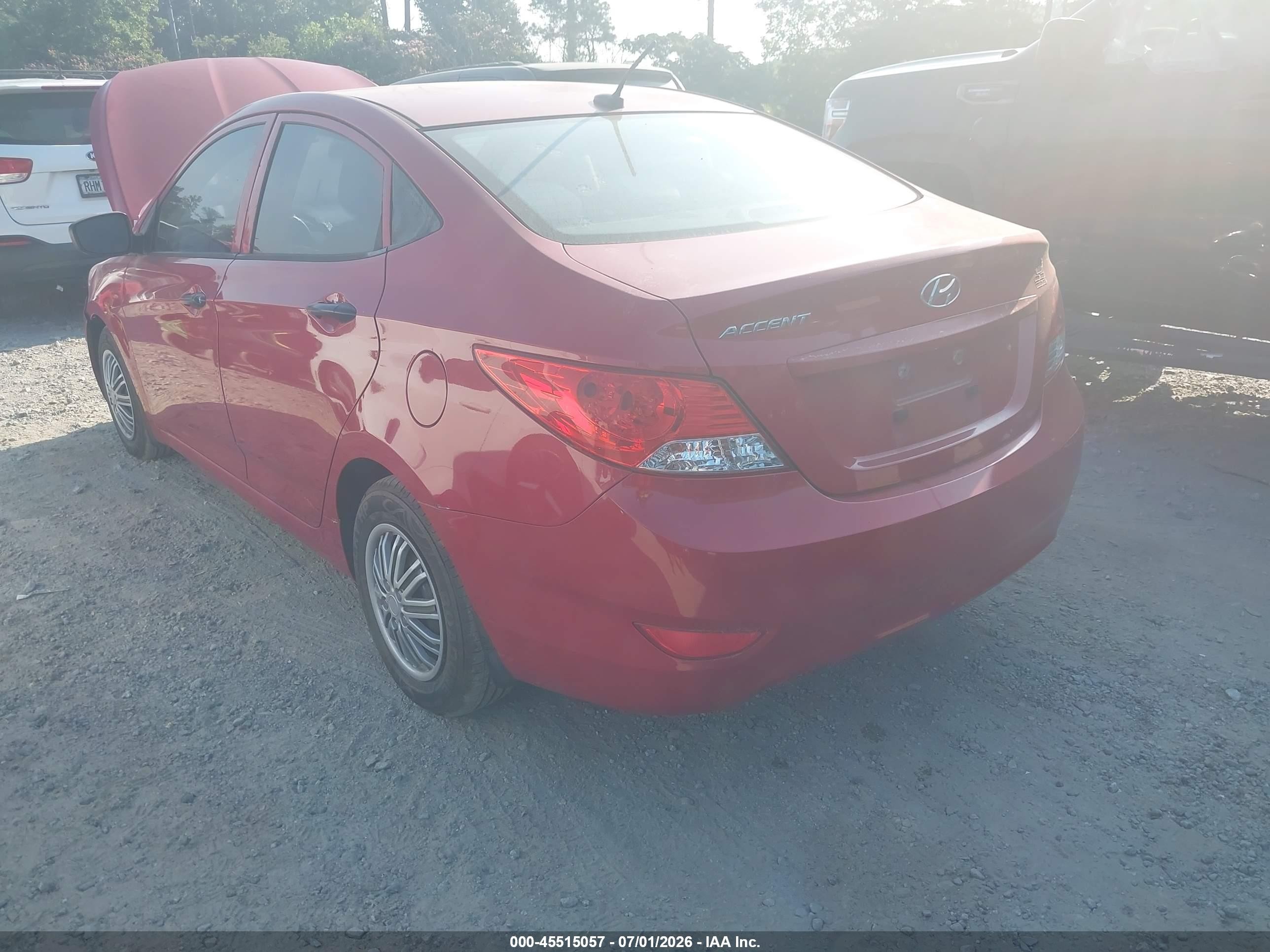 2013 Hyundai Accent Gls Red vin: KMHCT4AE1DU574073