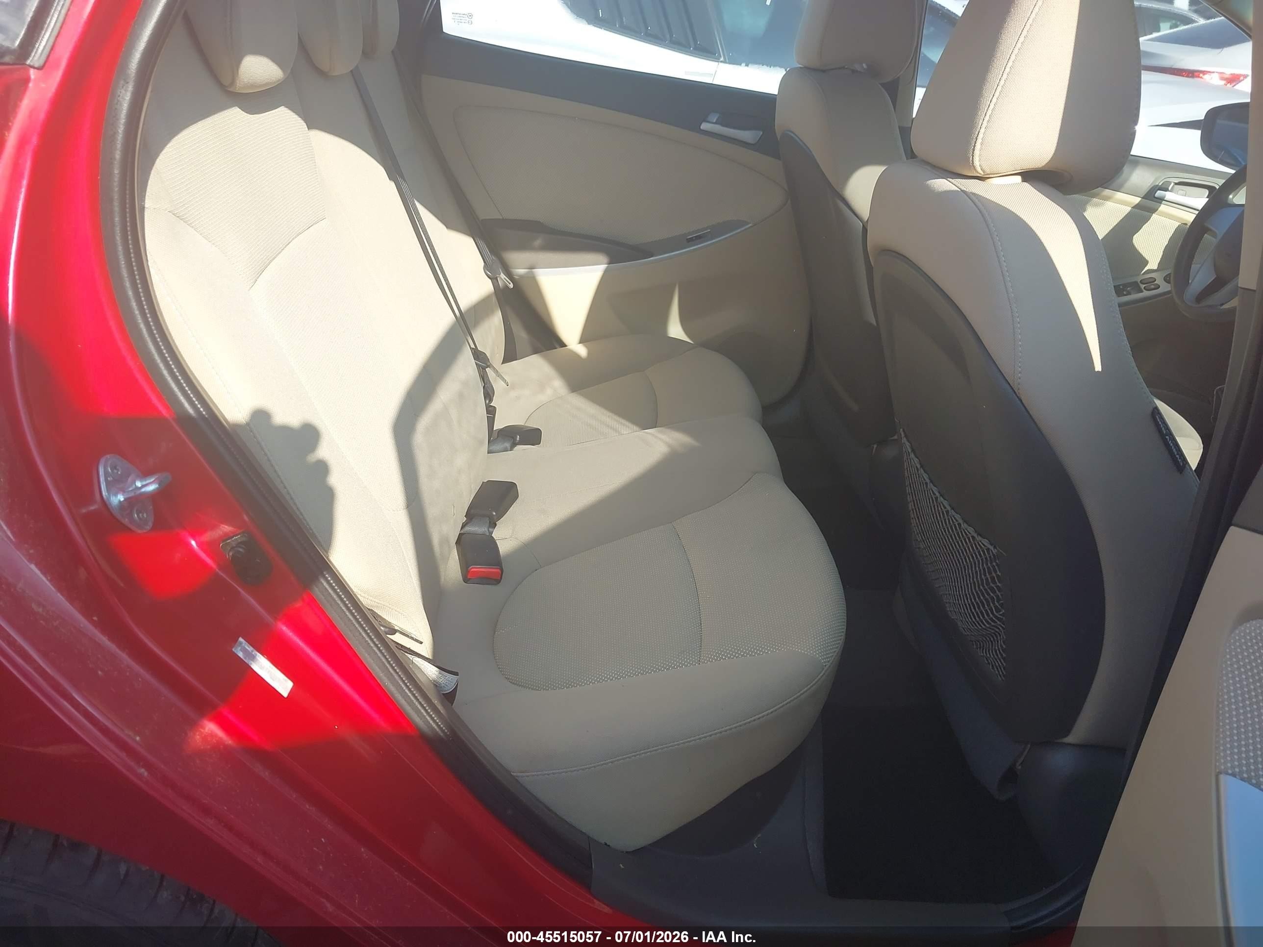 2013 Hyundai Accent Gls Red vin: KMHCT4AE1DU574073