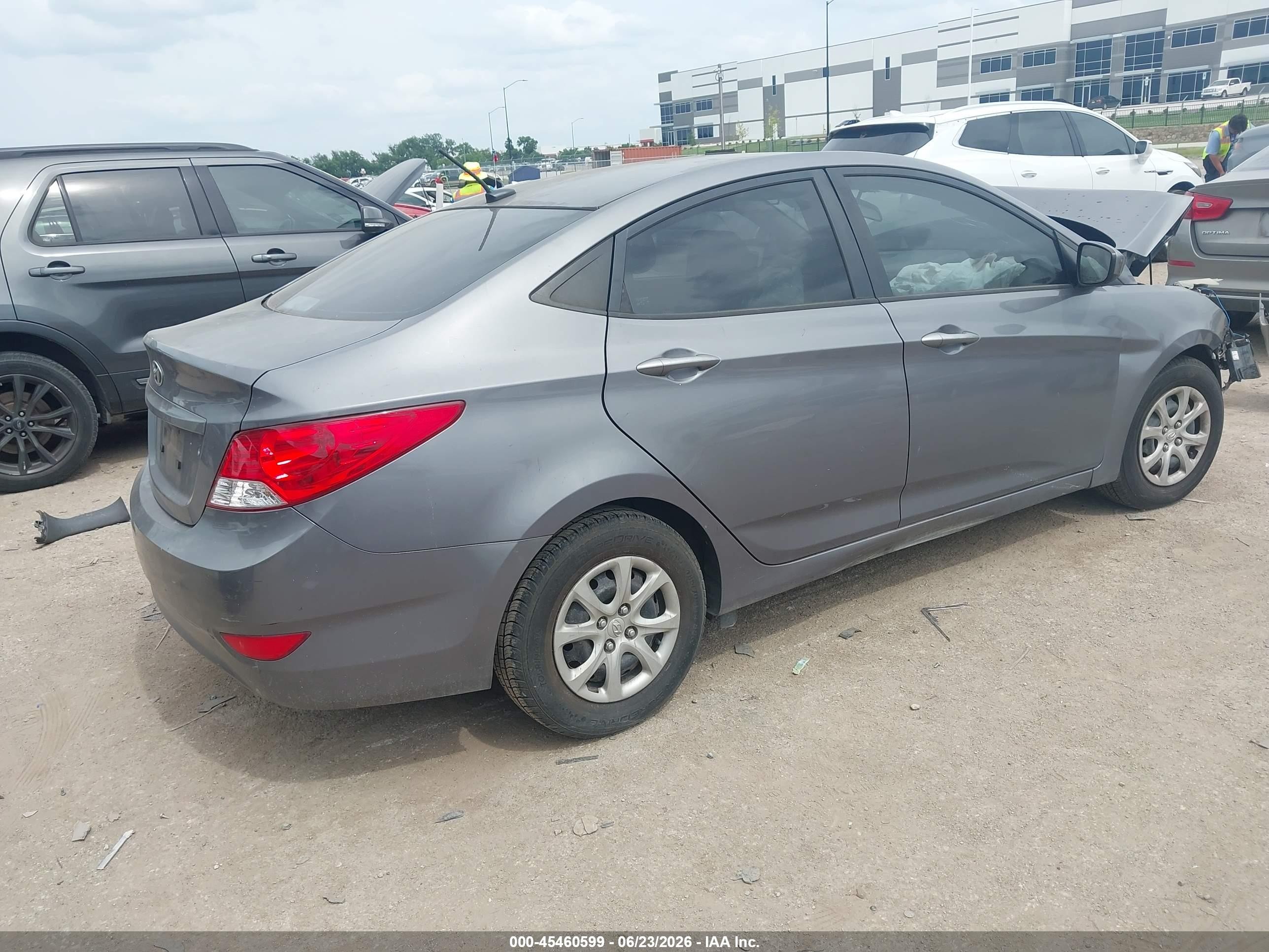 2014 Hyundai Accent Gls Gray vin: KMHCT4AE1EU636931