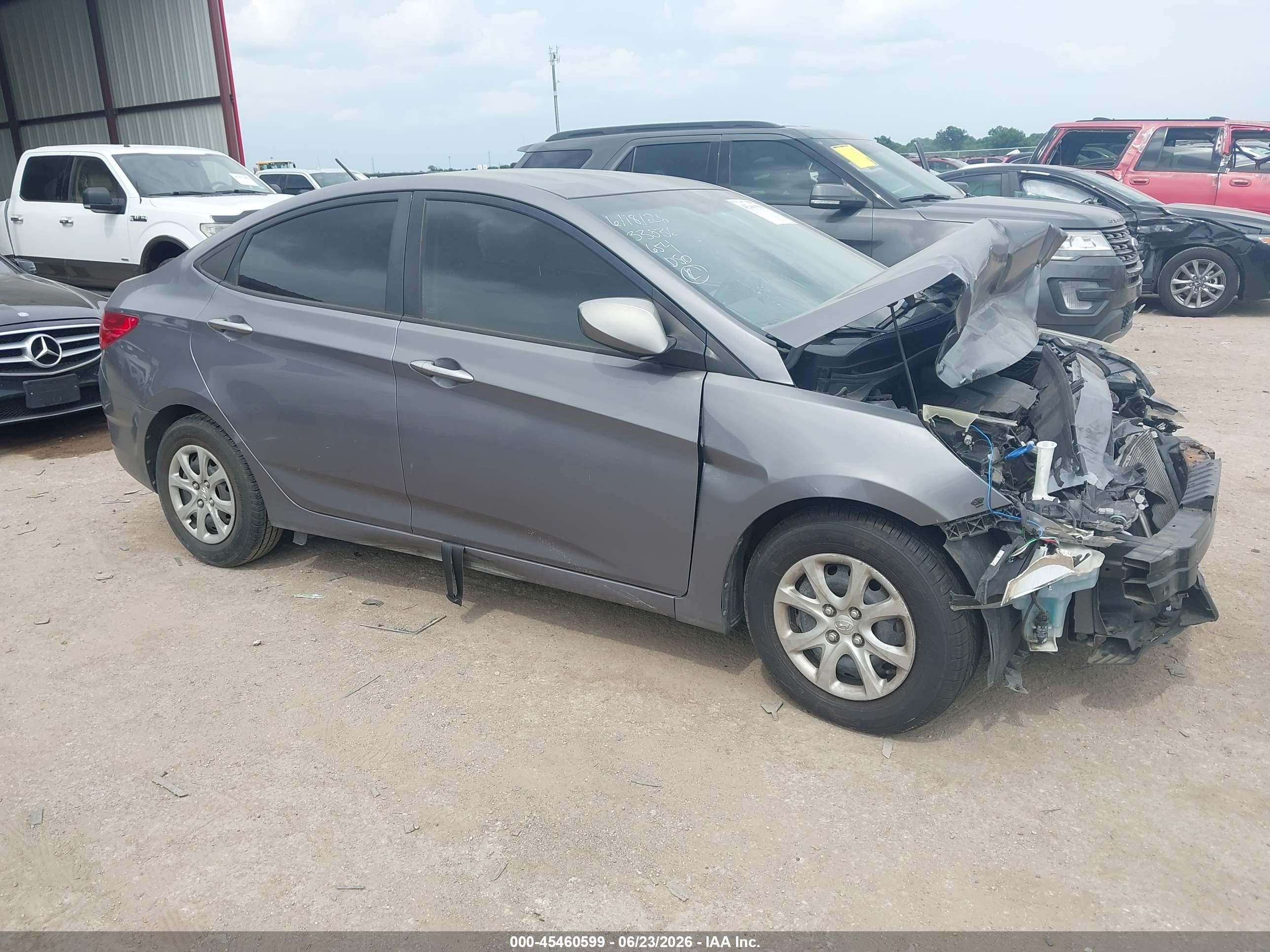 2014 Hyundai Accent Gls Серый vin: KMHCT4AE1EU636931